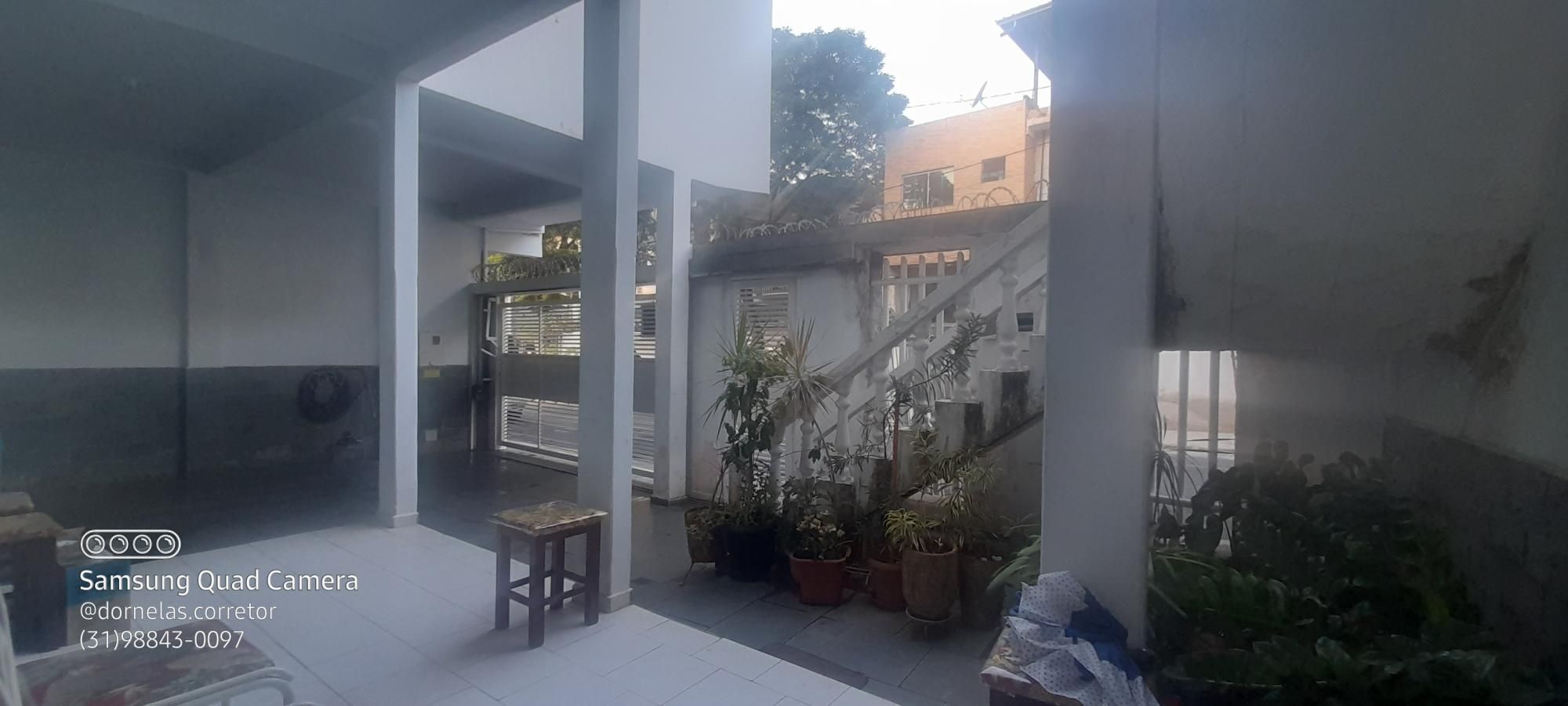 Casa à venda com 4 quartos, 265m² - Foto 12