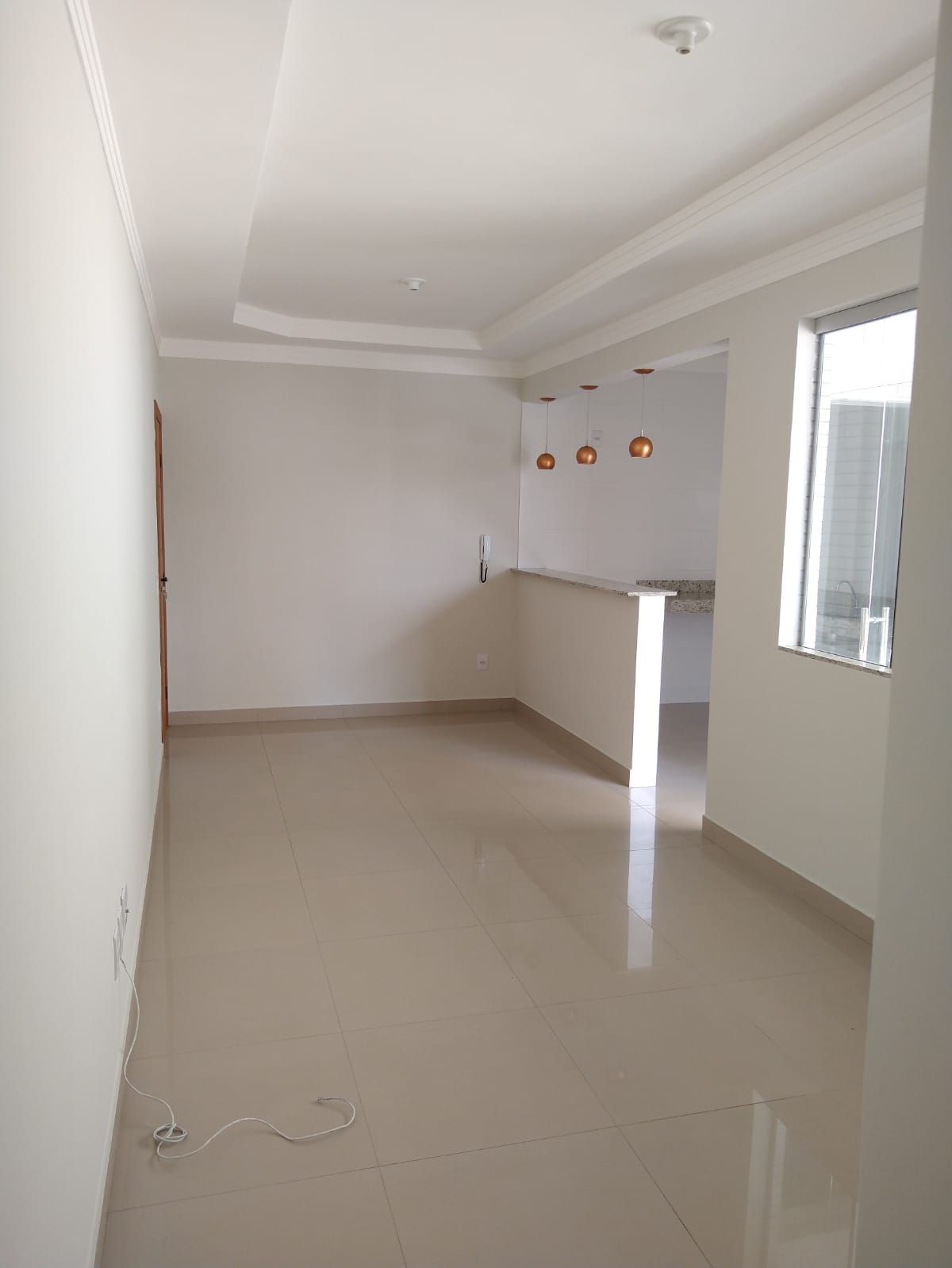 Apartamento à venda com 2 quartos, 70m² - Foto 2