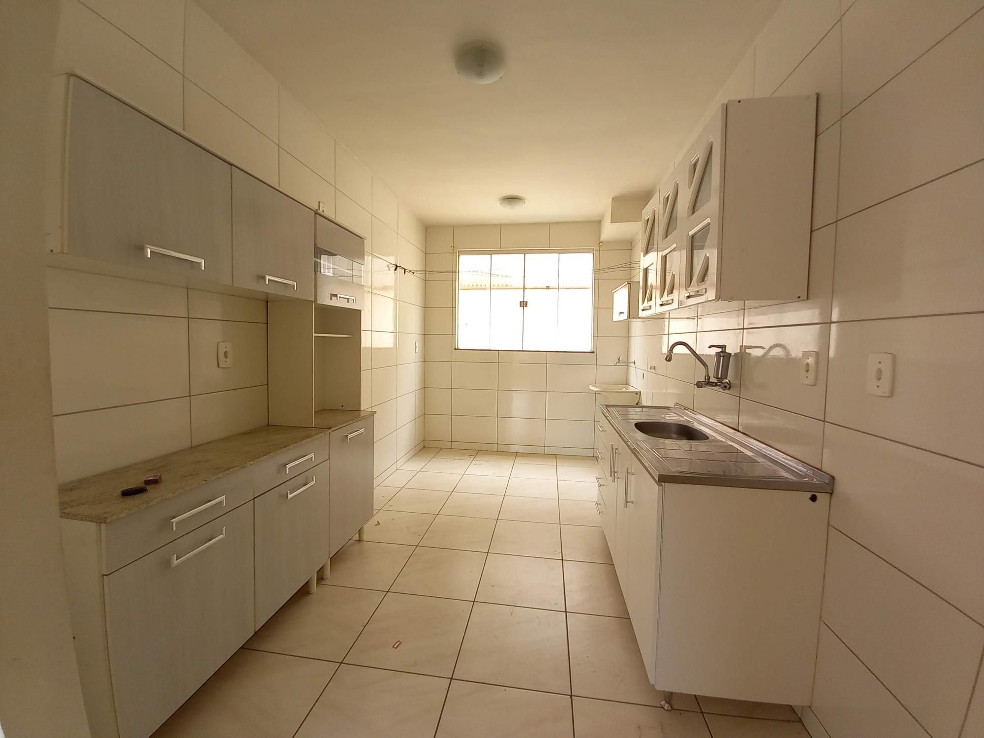 Apartamento à venda com 2 quartos, 58m² - Foto 3