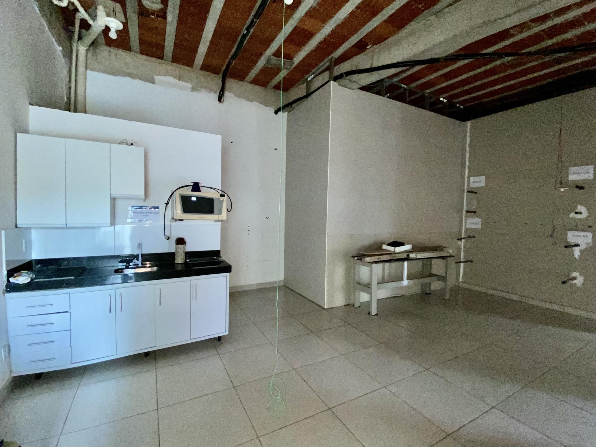 Conjunto Comercial-Sala para alugar com 3 quartos, 90m² - Foto 8