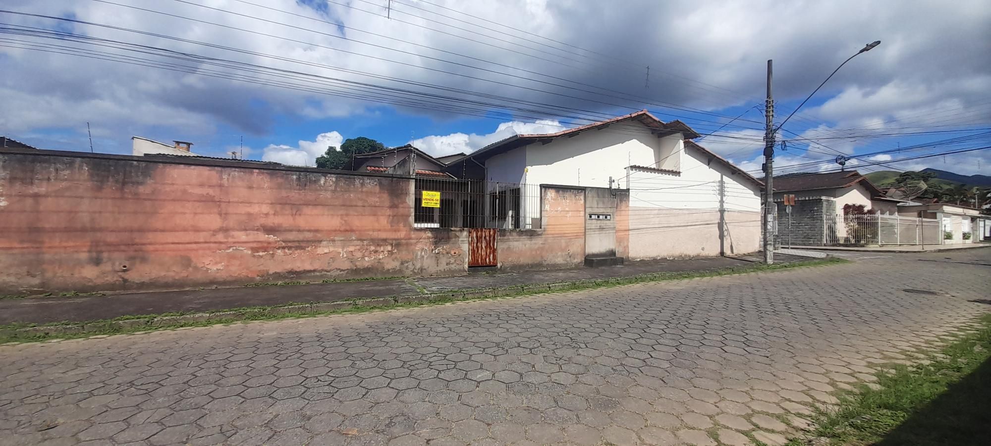 Casa à venda com 3 quartos, 200m² - Foto 2