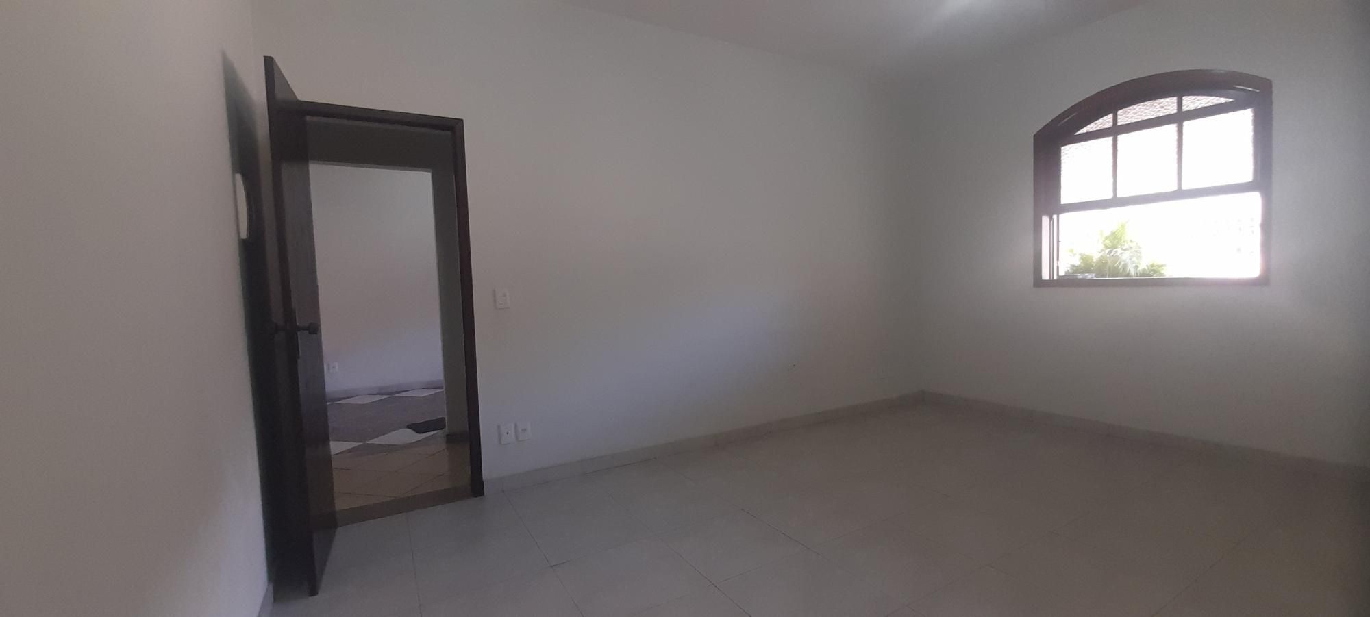 Casa à venda com 3 quartos, 200m² - Foto 11