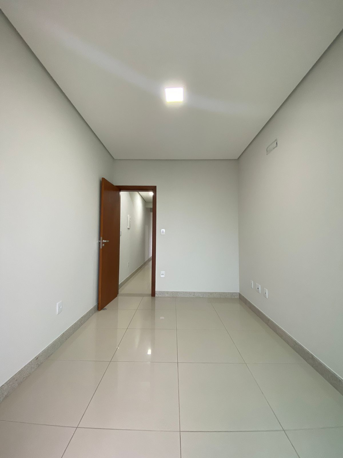 Apartamento à venda com 3 quartos, 100m² - Foto 4