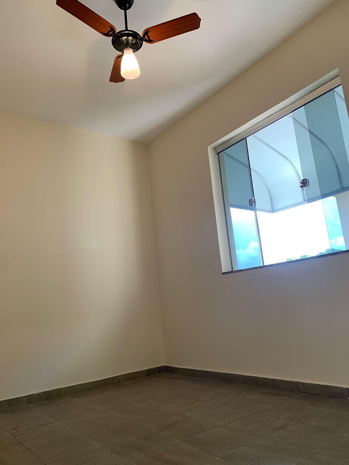 Apartamento à venda com 3 quartos, 76m² - Foto 9