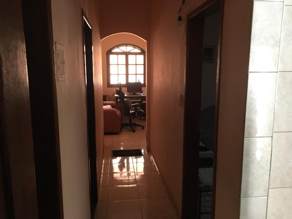 Casa à venda com 3 quartos, 180m² - Foto 5