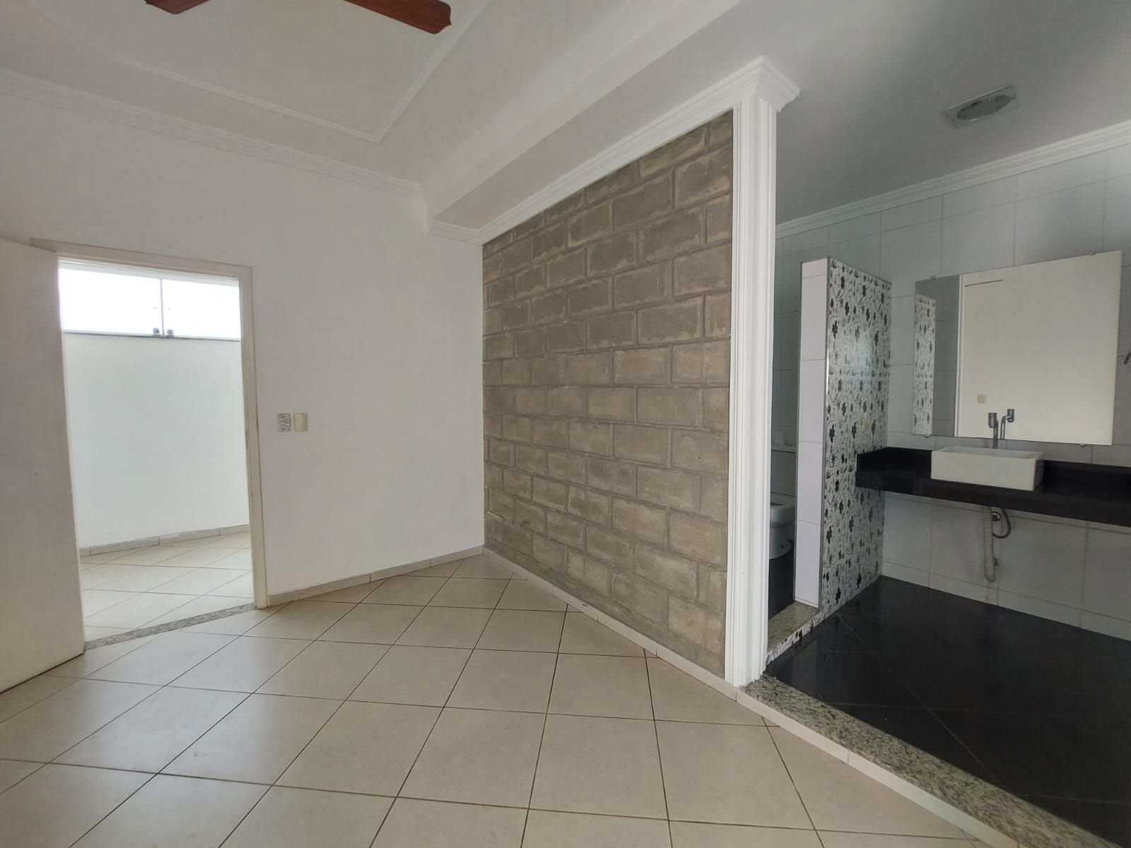 Casa à venda com 3 quartos, 240m² - Foto 14