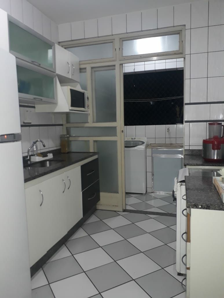 Apartamento à venda com 2 quartos, 80m² - Foto 3