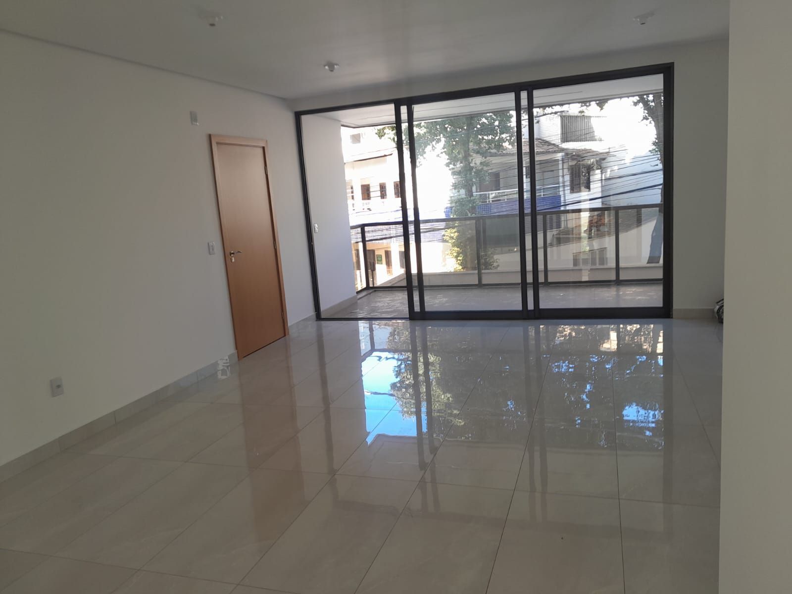 Apartamento à venda com 3 quartos, 120m² - Foto 5