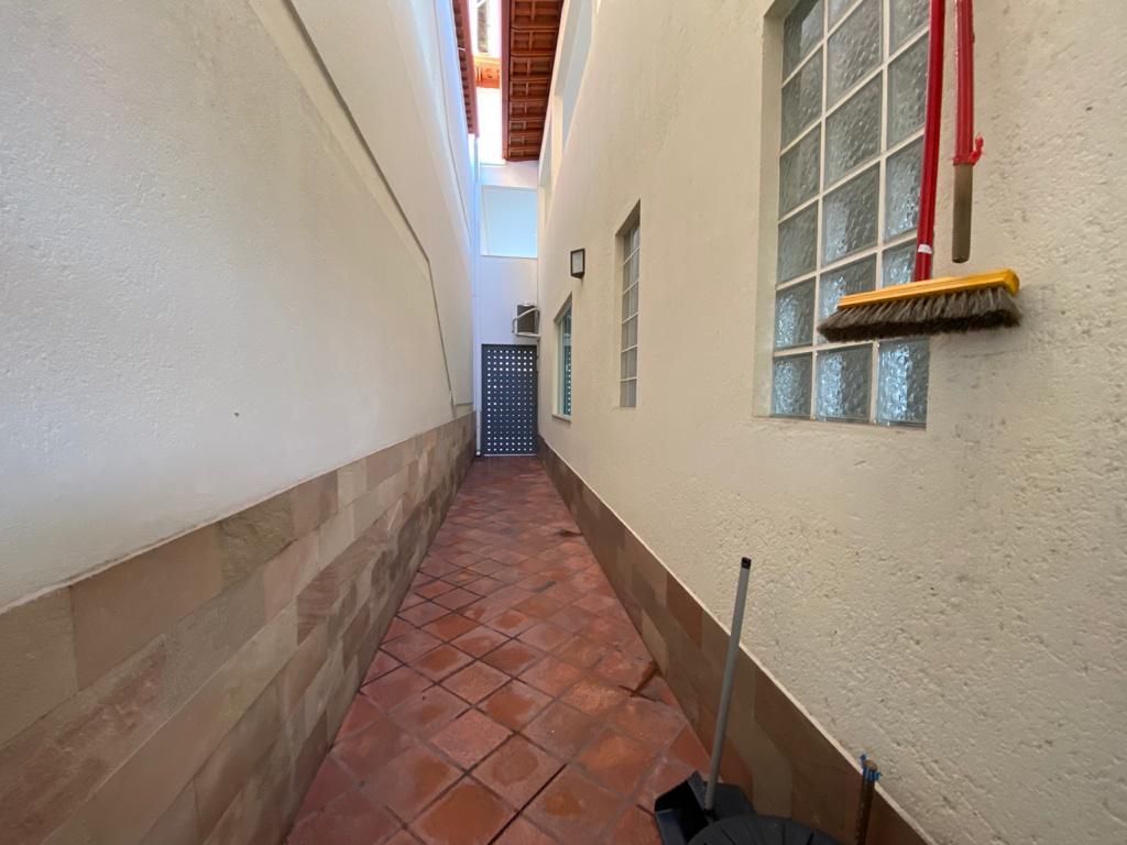 Casa à venda com 3 quartos, 170m² - Foto 11