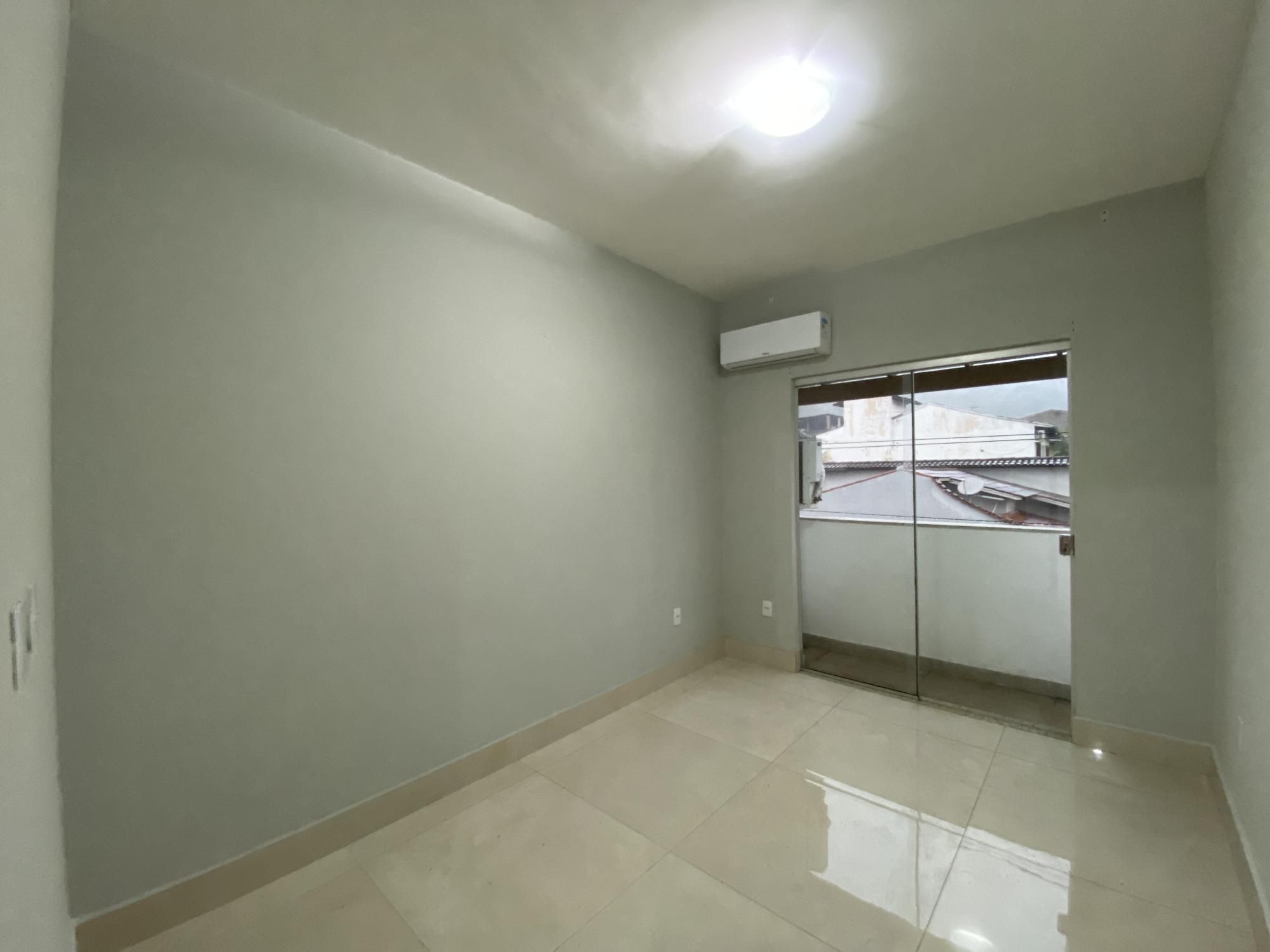 Apartamento à venda com 2 quartos, 70m² - Foto 6