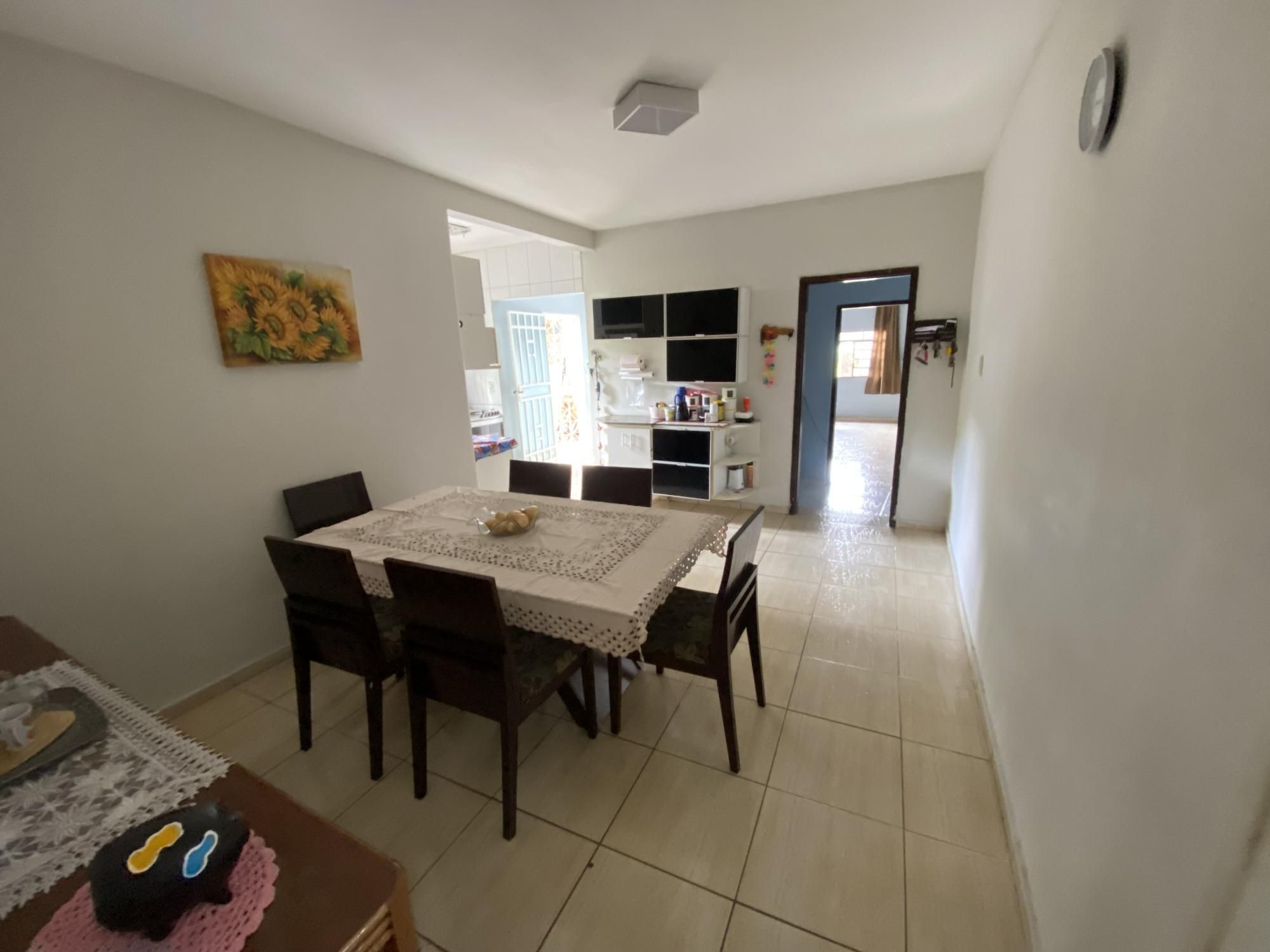 Casa à venda com 4 quartos, 280m² - Foto 11