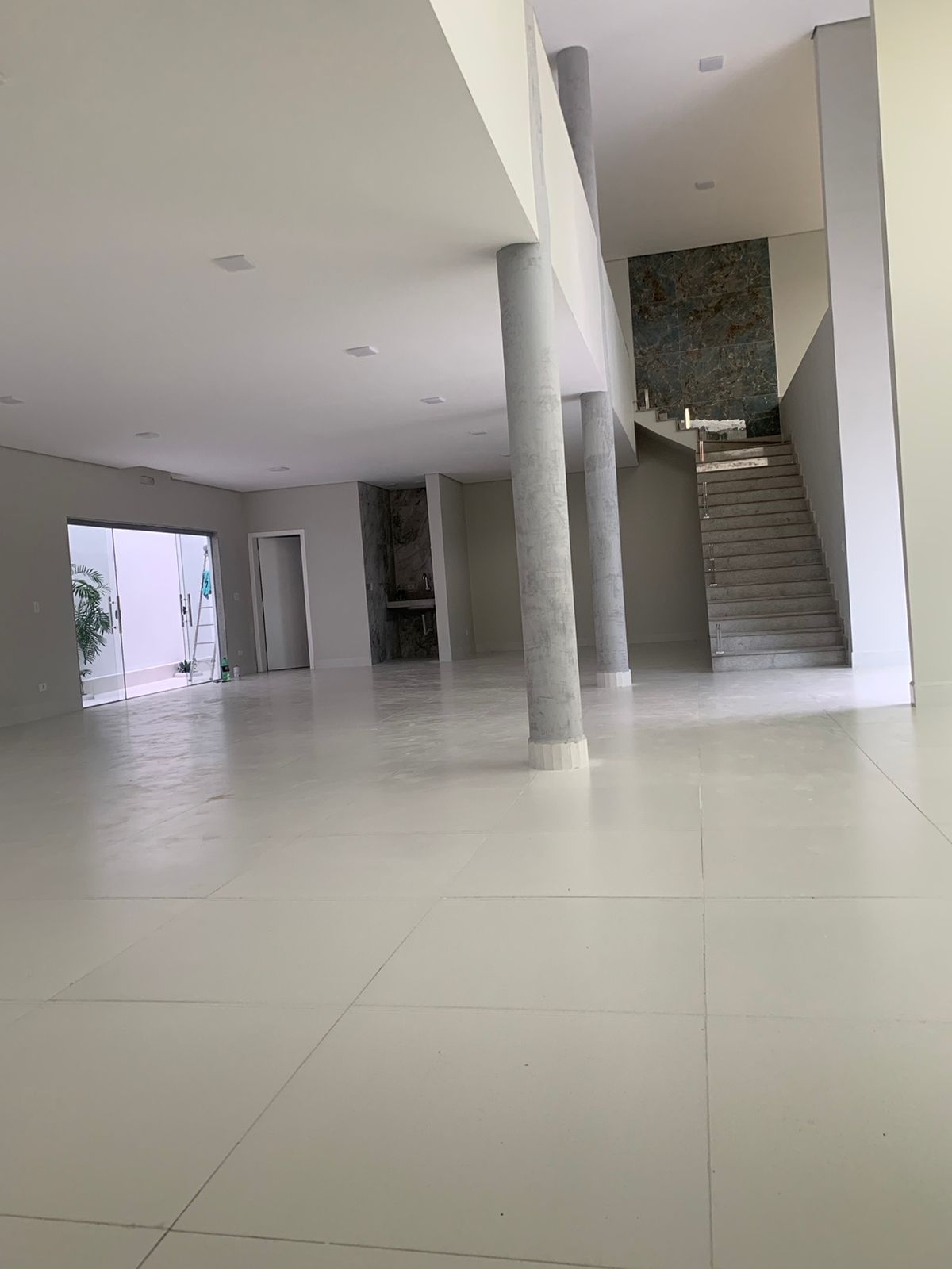 Prédio Inteiro para alugar com 2 quartos, 300m² - Foto 5