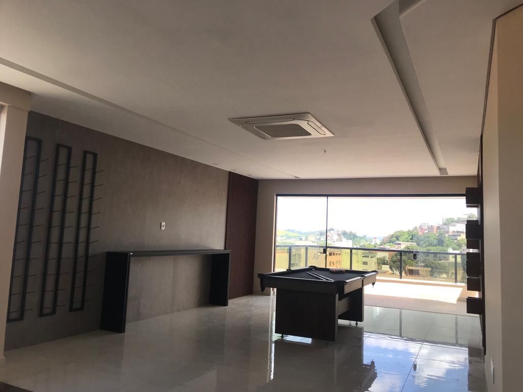 Cobertura à venda com 3 quartos, 220m² - Foto 2