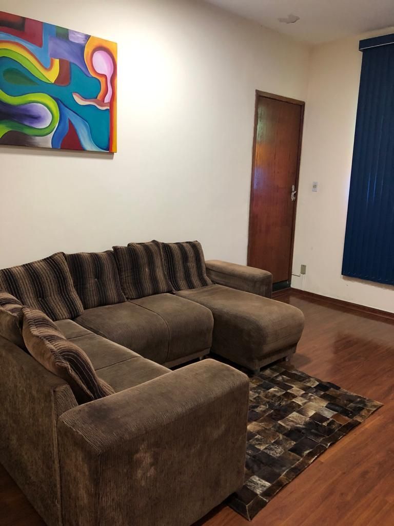 Apartamento à venda com 4 quartos, 180m² - Foto 1