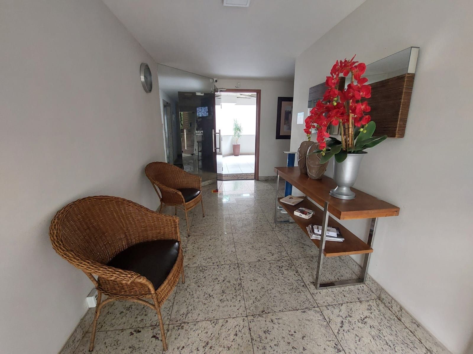 Apartamento à venda com 3 quartos, 87m² - Foto 12