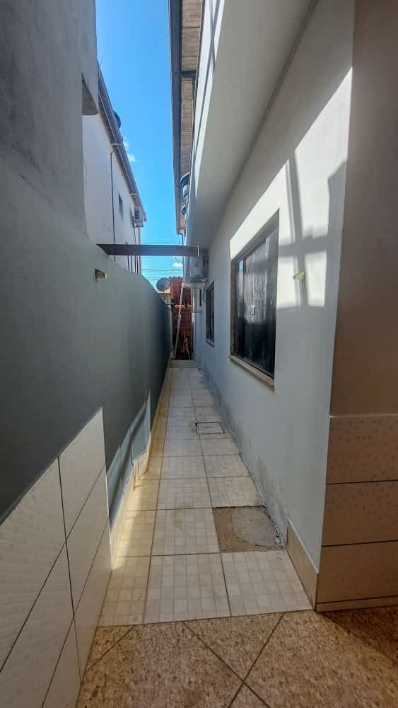 Casa à venda com 3 quartos, 240m² - Foto 18