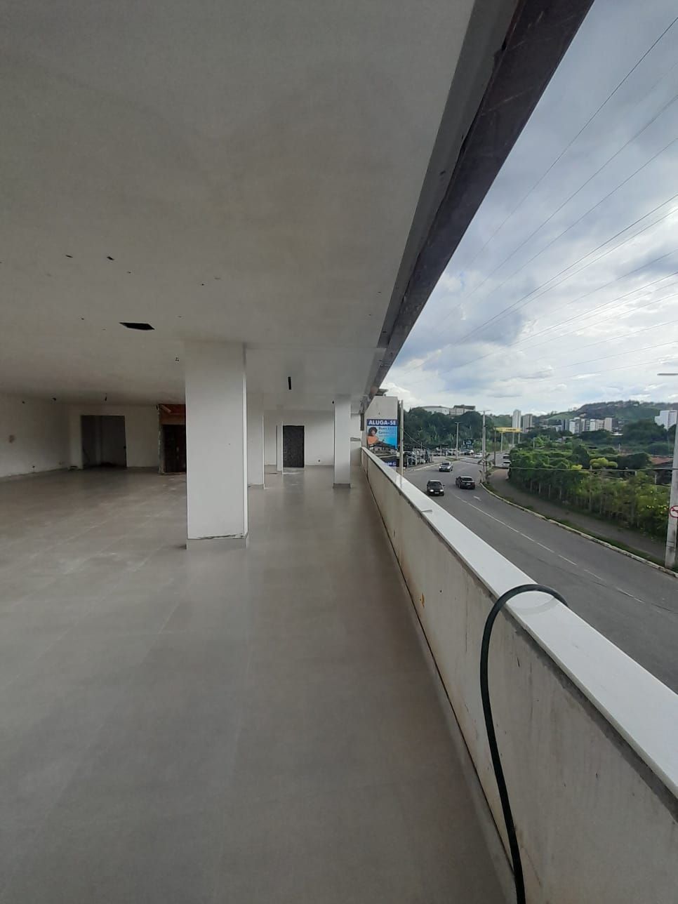 Loja-Salão para alugar com 2 quartos, 330m² - Foto 2