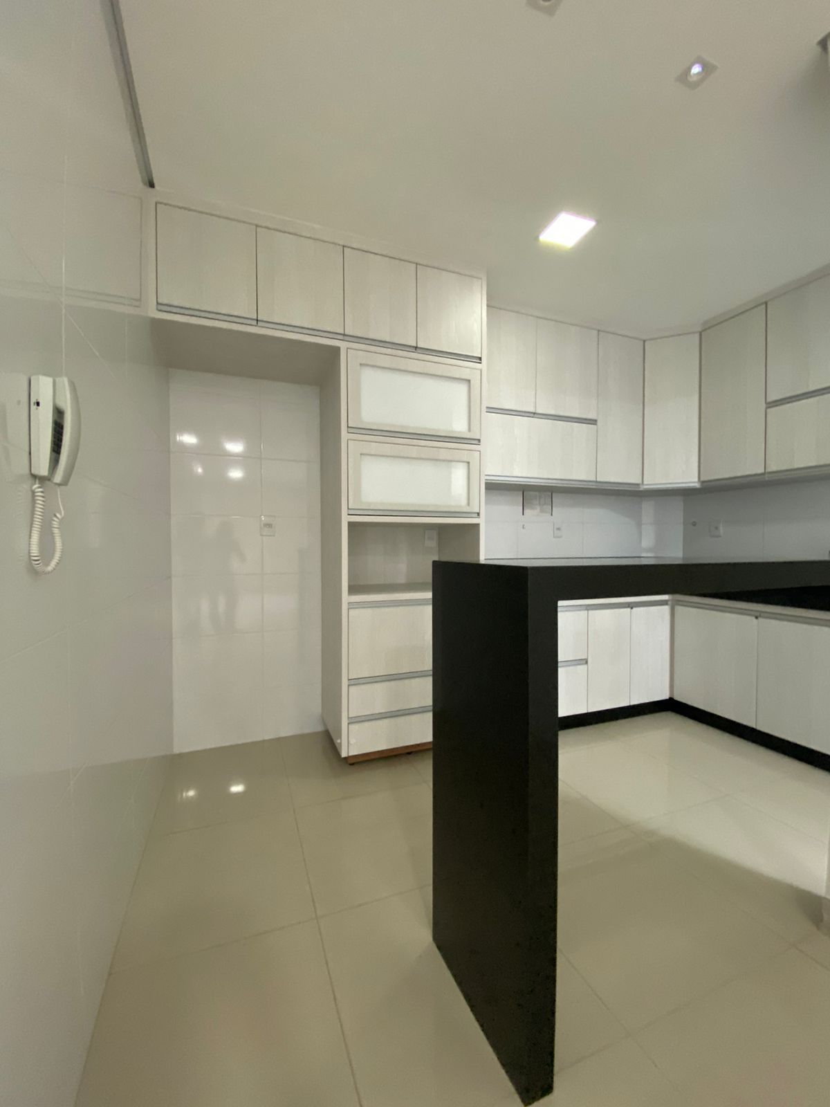 Apartamento à venda com 3 quartos, 100m² - Foto 11