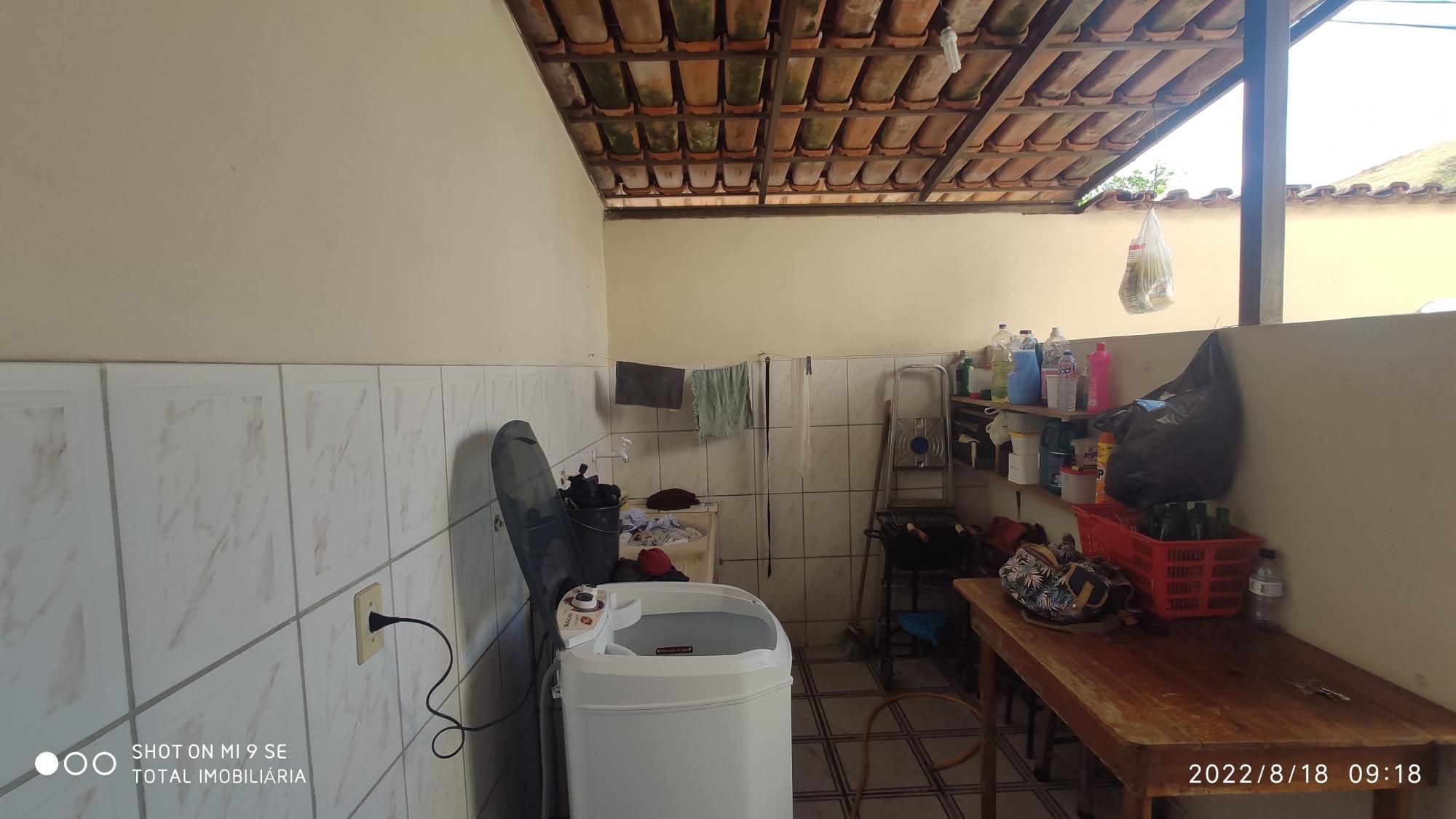 Casa à venda com 2 quartos, 180m² - Foto 8