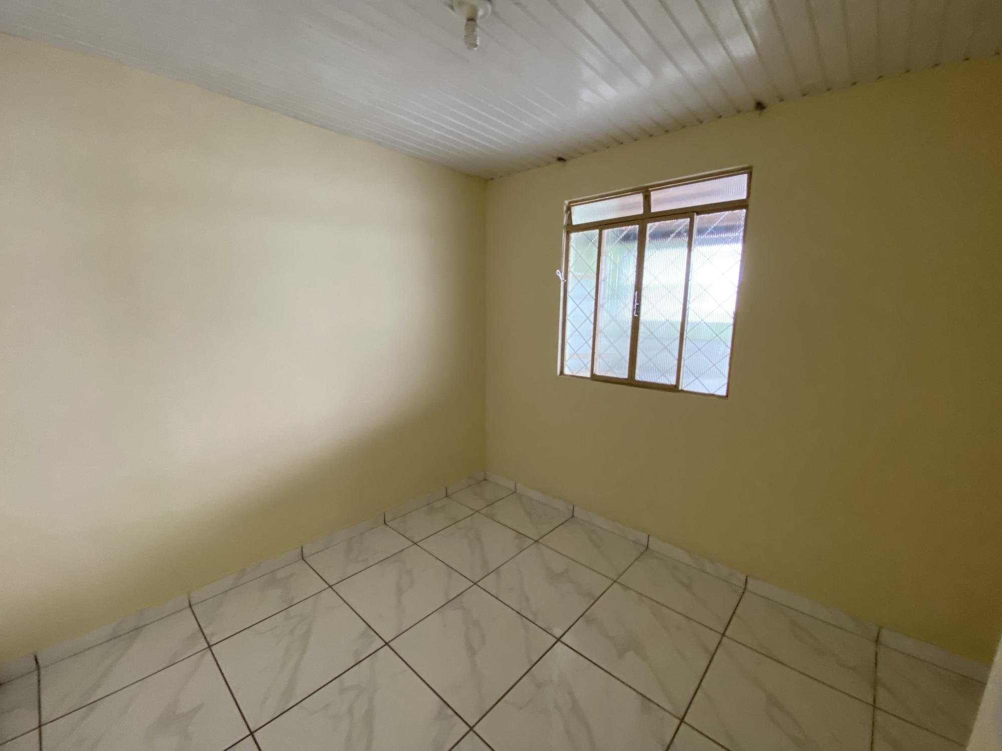 Casa à venda com 4 quartos, 80m² - Foto 13