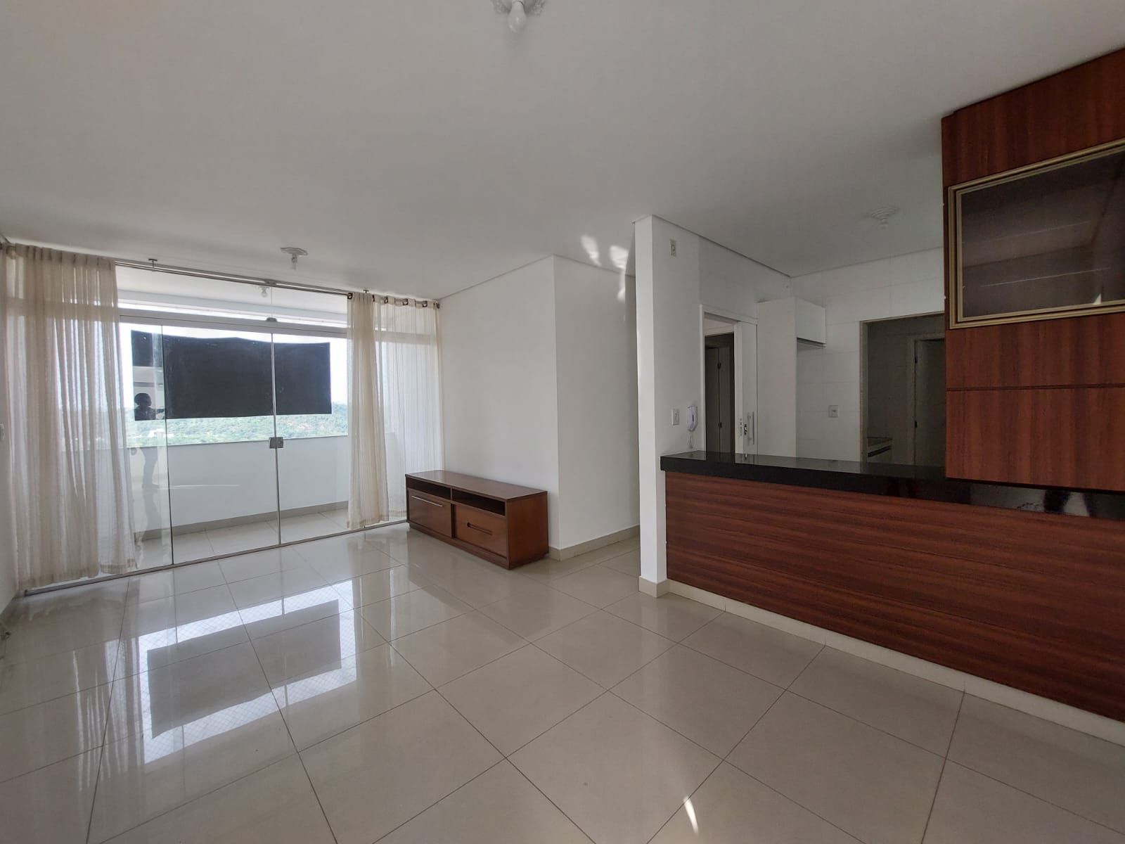 Apartamento à venda com 3 quartos, 100m² - Foto 3