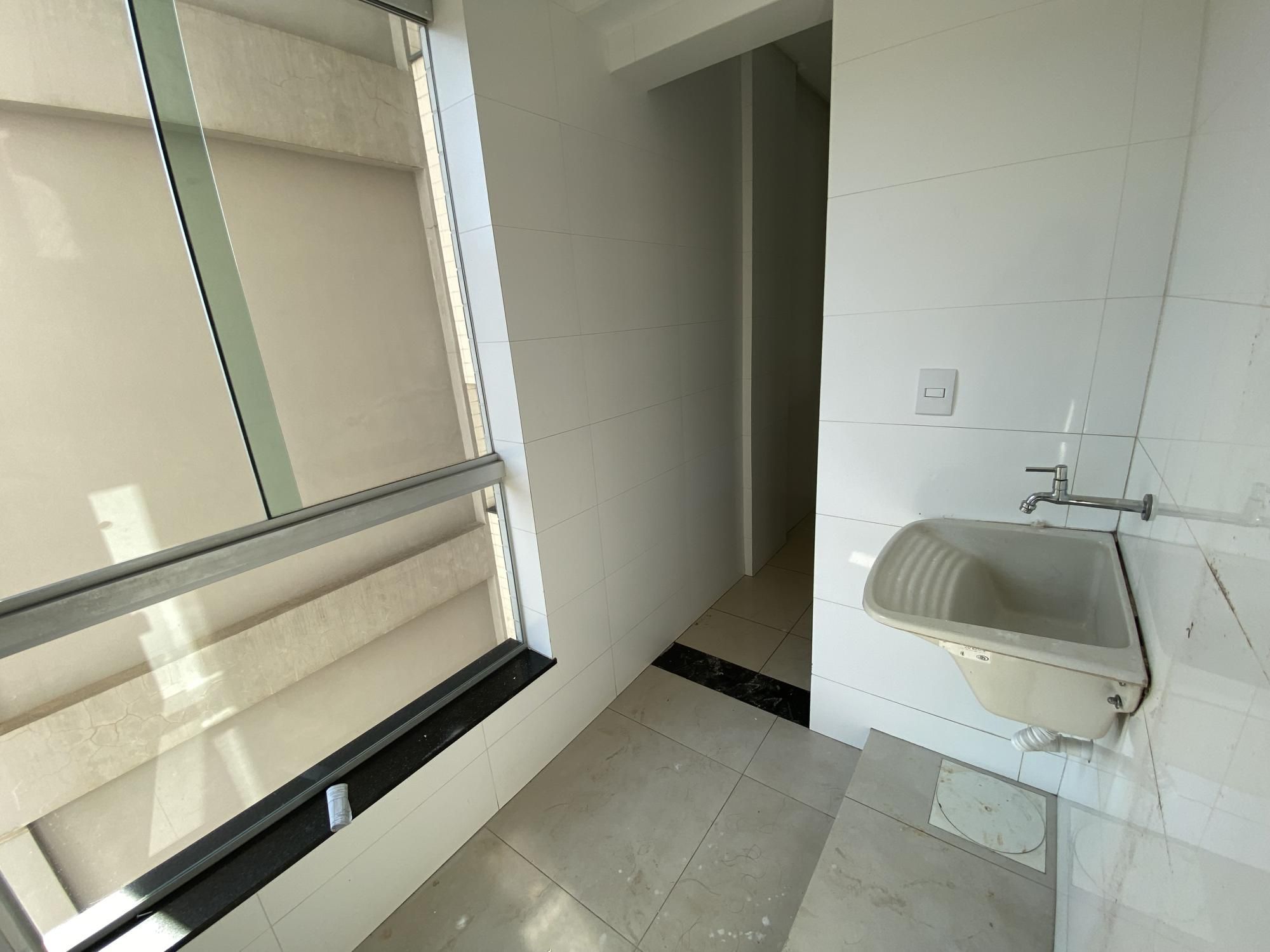 Apartamento à venda com 3 quartos, 117m² - Foto 12