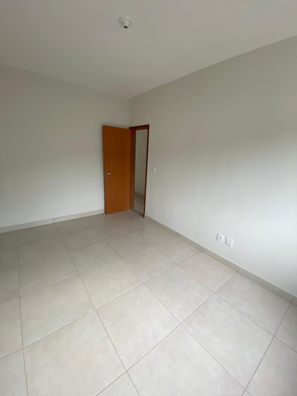 Apartamento à venda com 2 quartos, 57m² - Foto 3