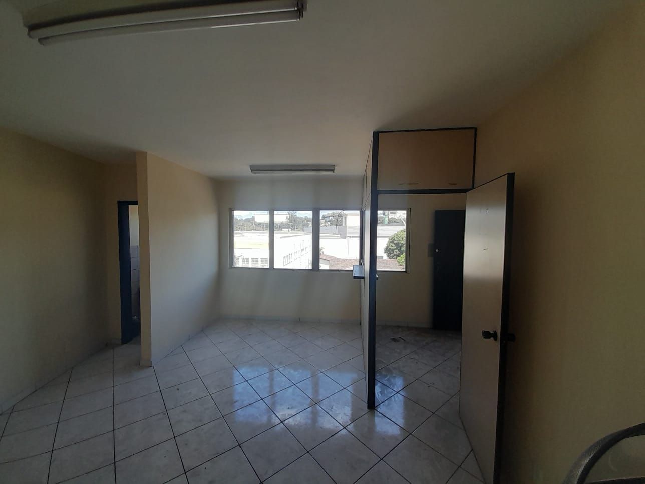 Conjunto Comercial-Sala à venda com 1 quarto, 30m² - Foto 6