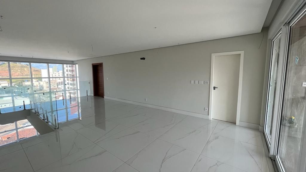 Cobertura à venda com 3 quartos, 300m² - Foto 14