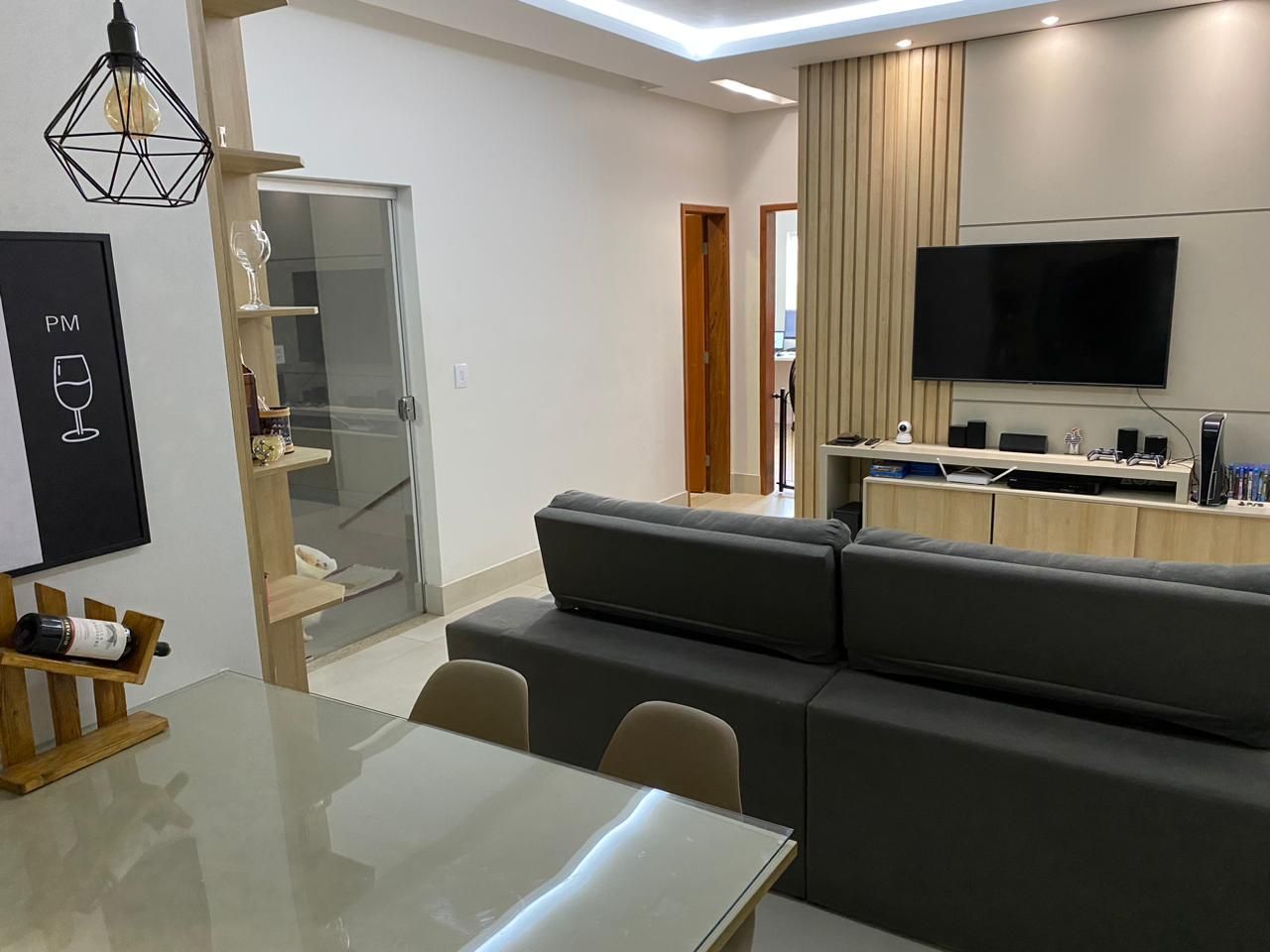 Apartamento à venda com 2 quartos, 10m² - Foto 2