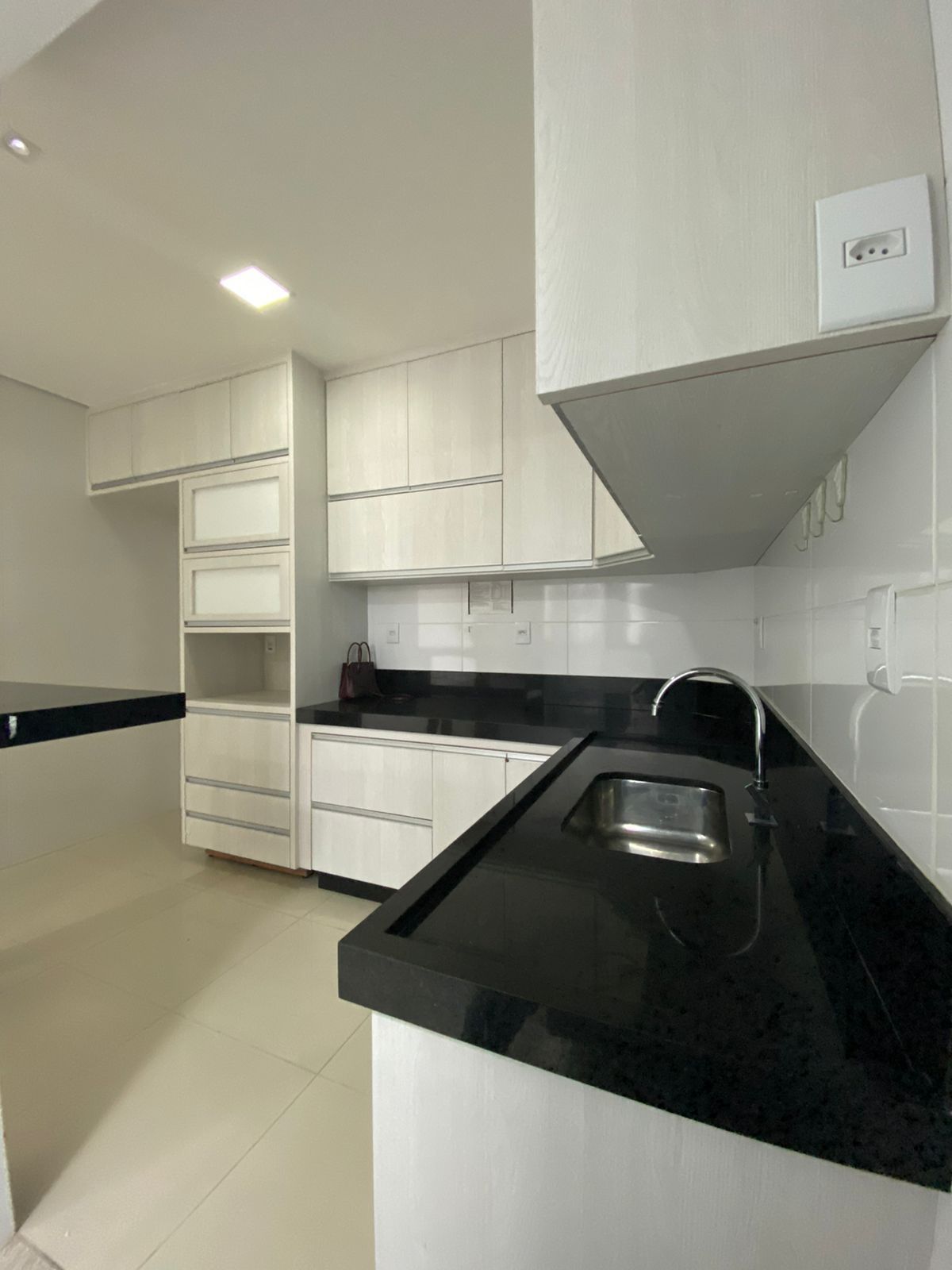 Apartamento à venda com 3 quartos, 100m² - Foto 14