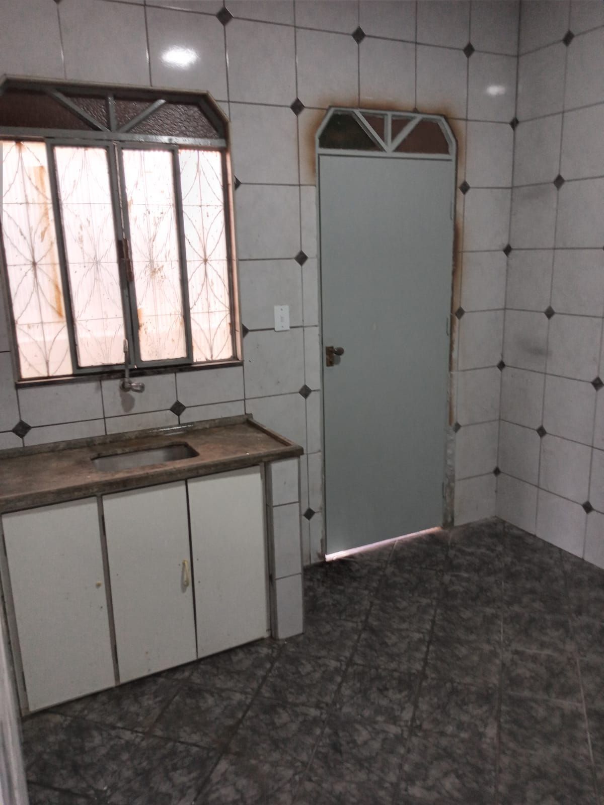 Casa à venda com 2 quartos, 80m² - Foto 15