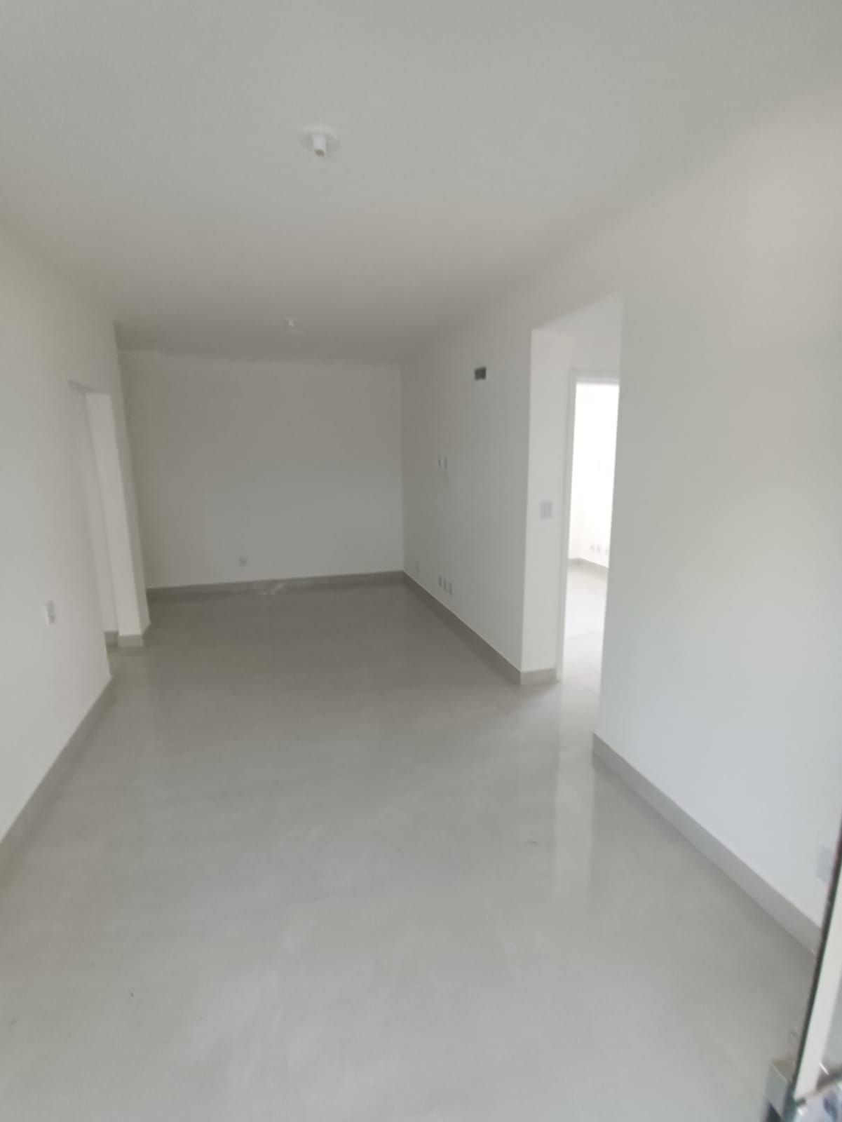 Apartamento à venda com 2 quartos, 70m² - Foto 9