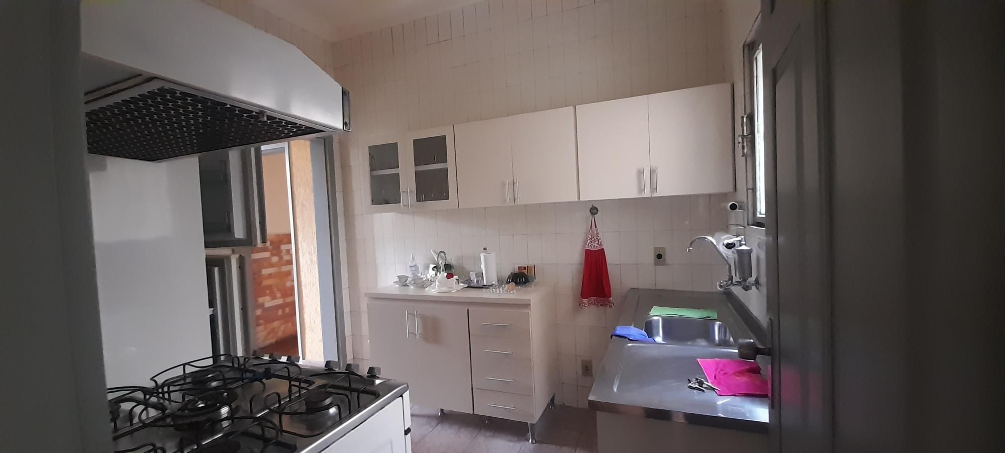 Casa à venda com 3 quartos, 211m² - Foto 10