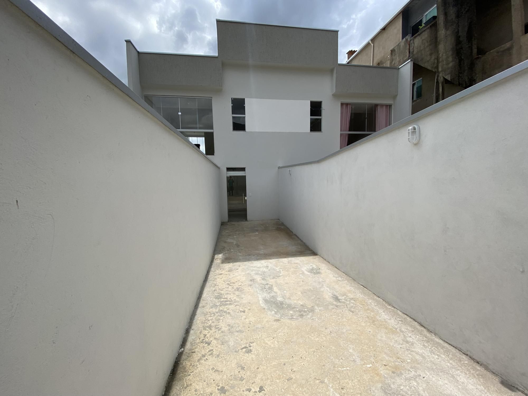 Casa à venda com 2 quartos, 15m² - Foto 2