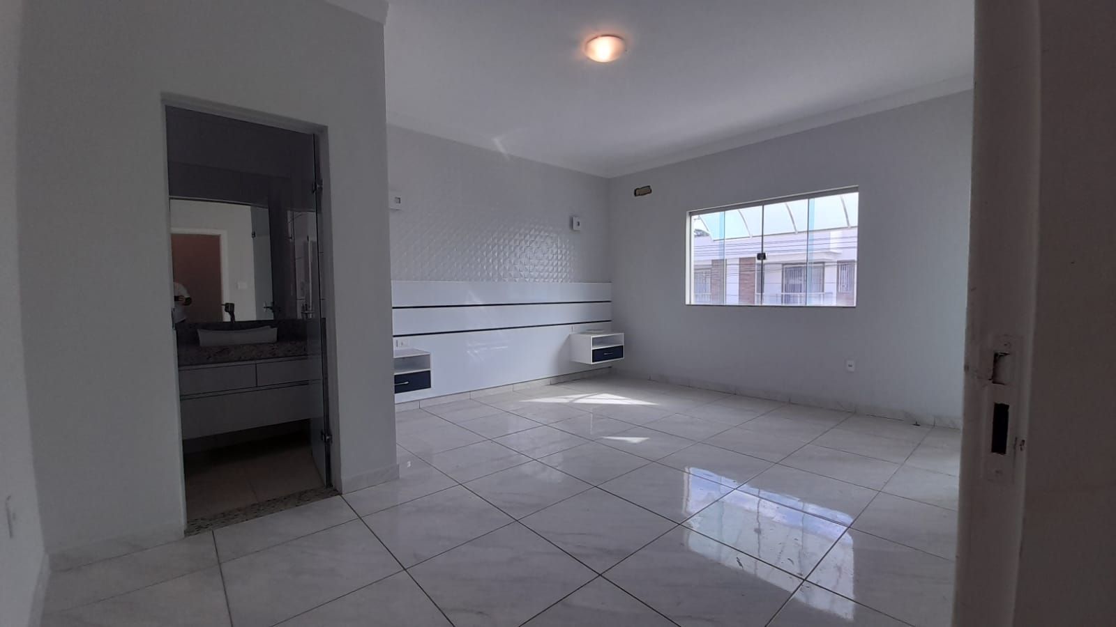 Casa à venda com 3 quartos, 143m² - Foto 14