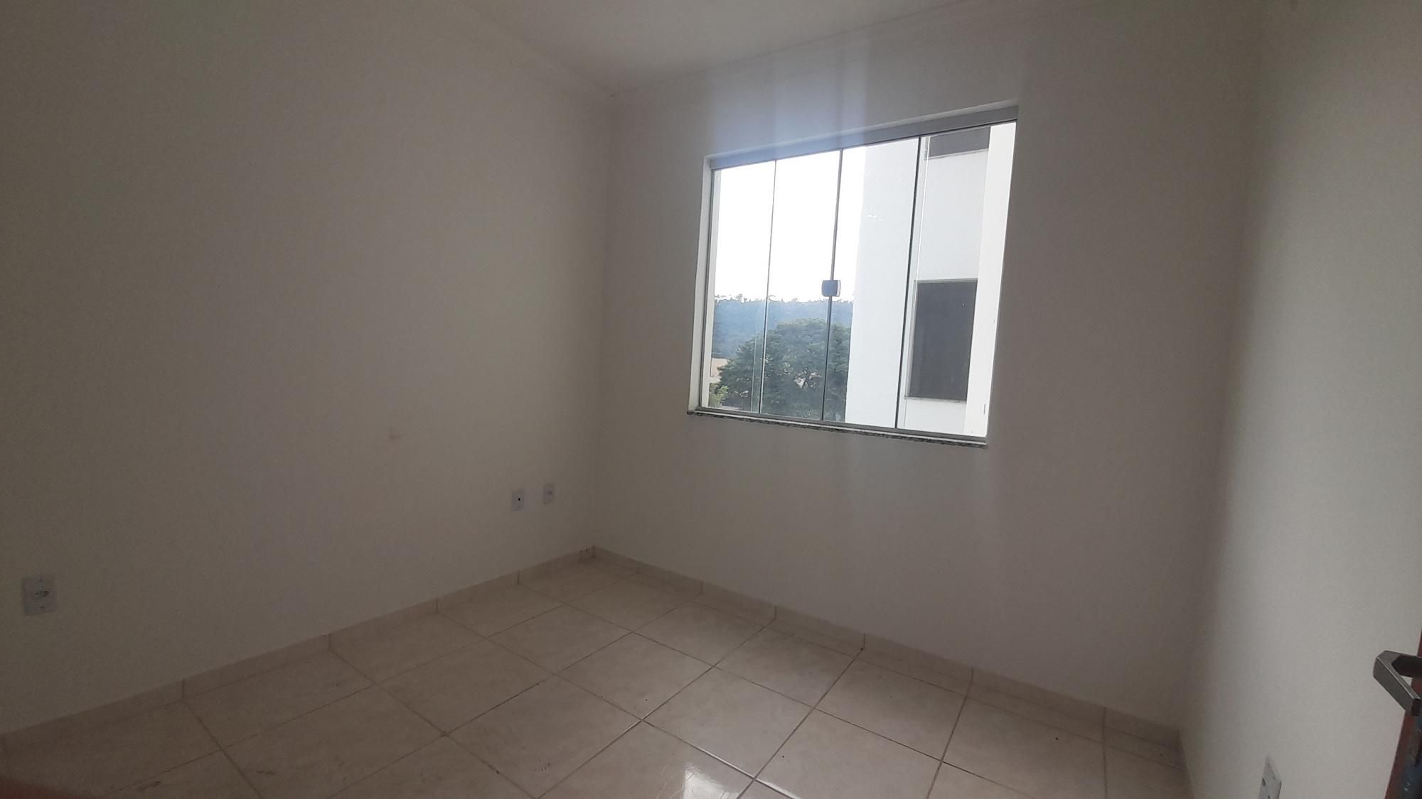 Apartamento à venda com 3 quartos, 85m² - Foto 4