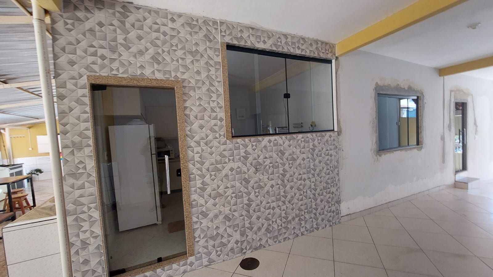 Casa à venda com 3 quartos, 240m² - Foto 4