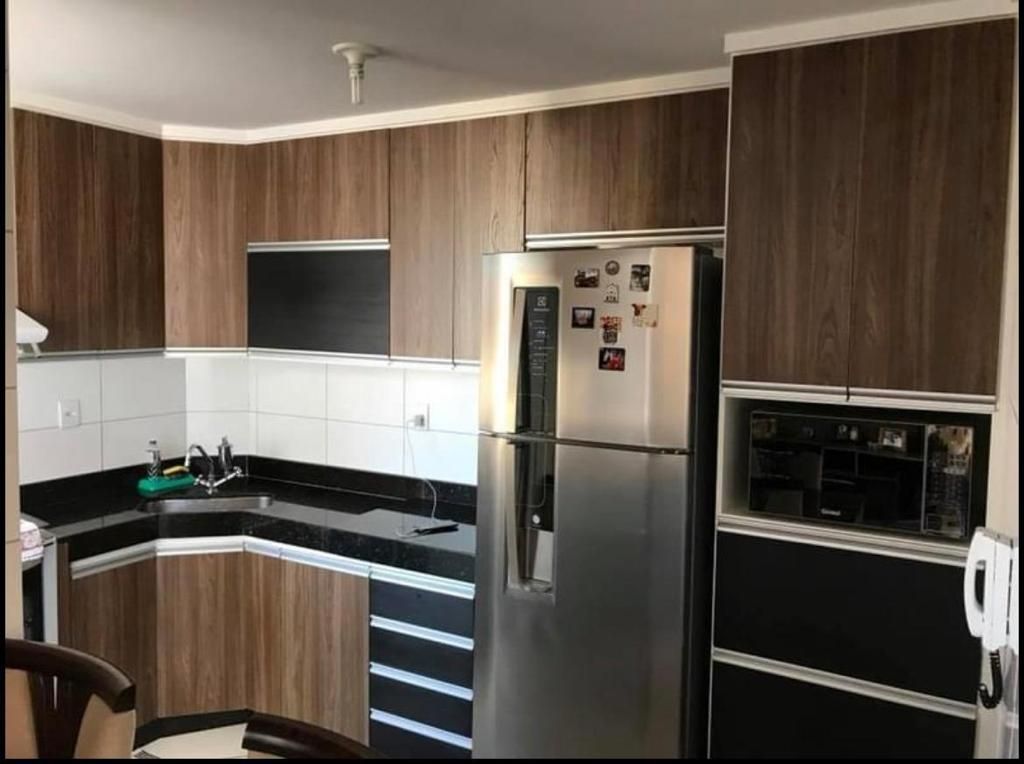 Apartamento à venda com 2 quartos, 70m² - Foto 3