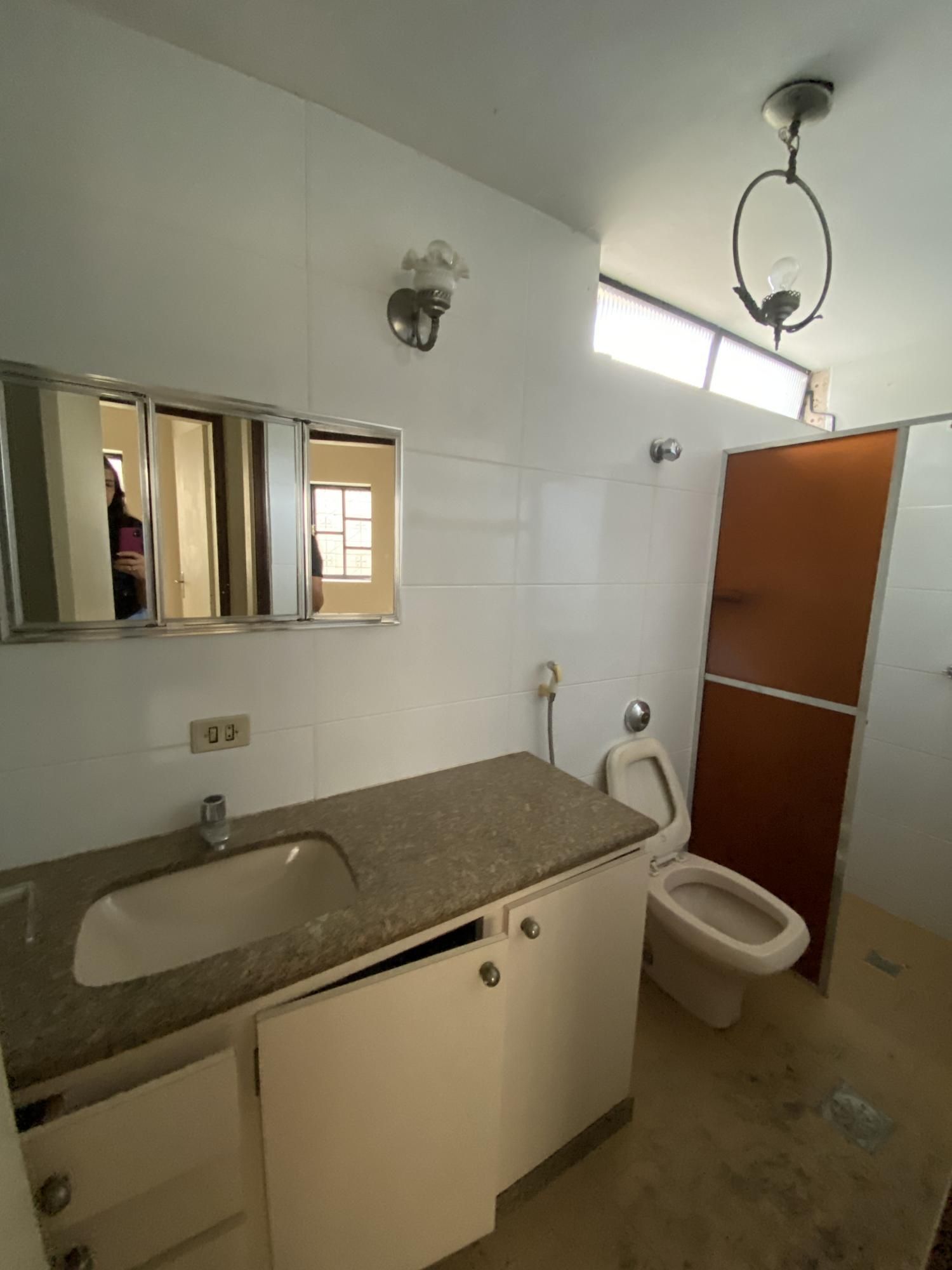 Casa à venda com 4 quartos, 250m² - Foto 16