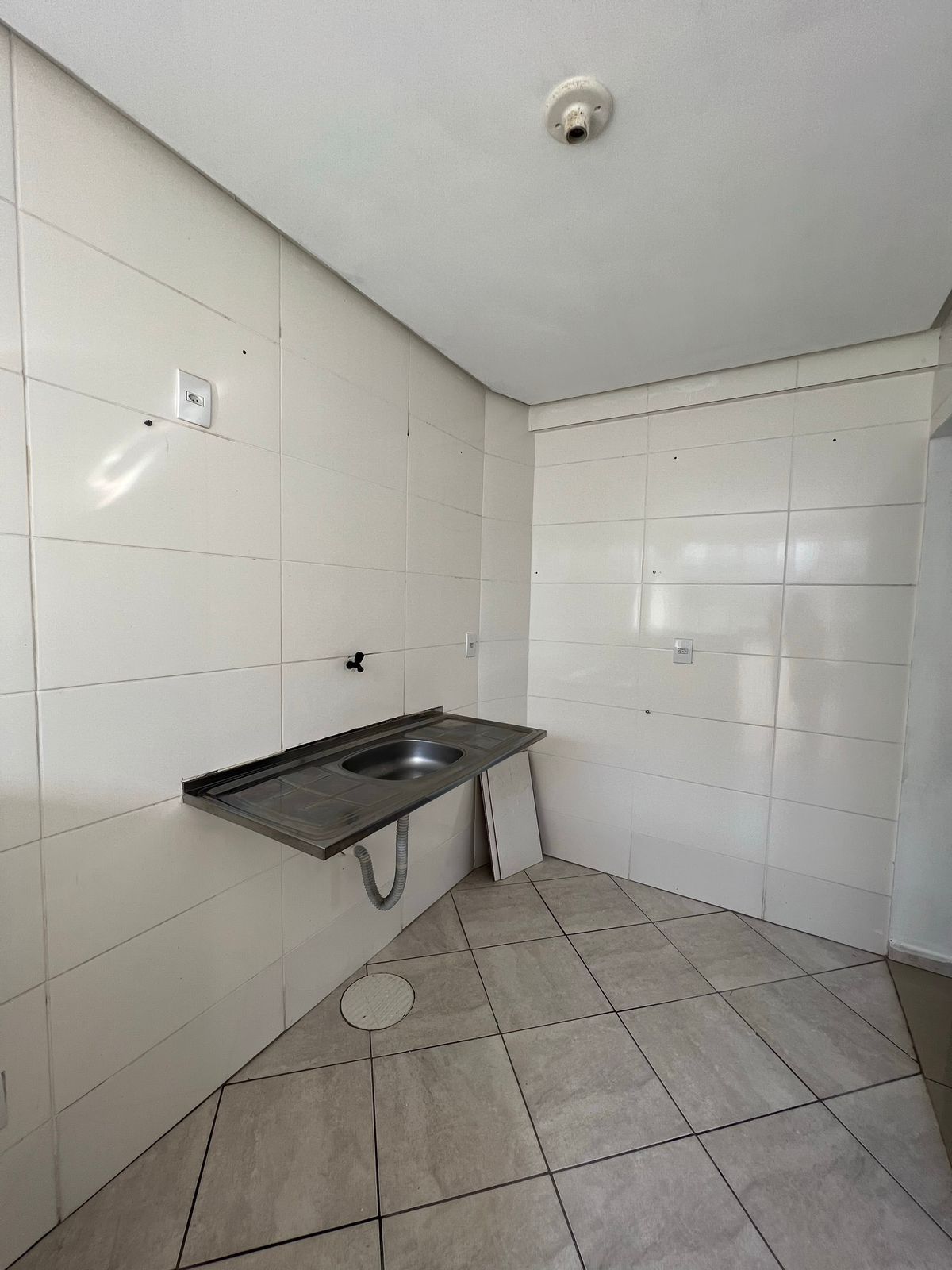 Apartamento à venda com 2 quartos, 60m² - Foto 6