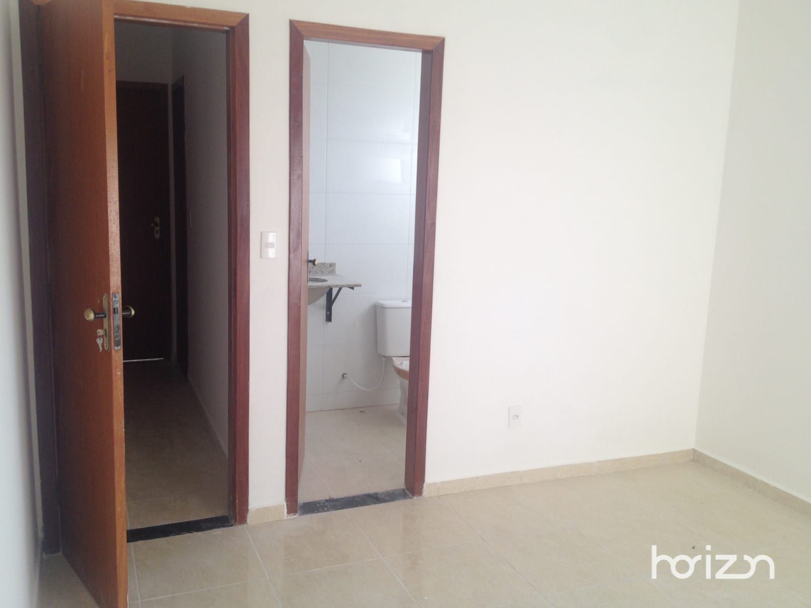 Apartamento à venda com 2 quartos, 75m² - Foto 13