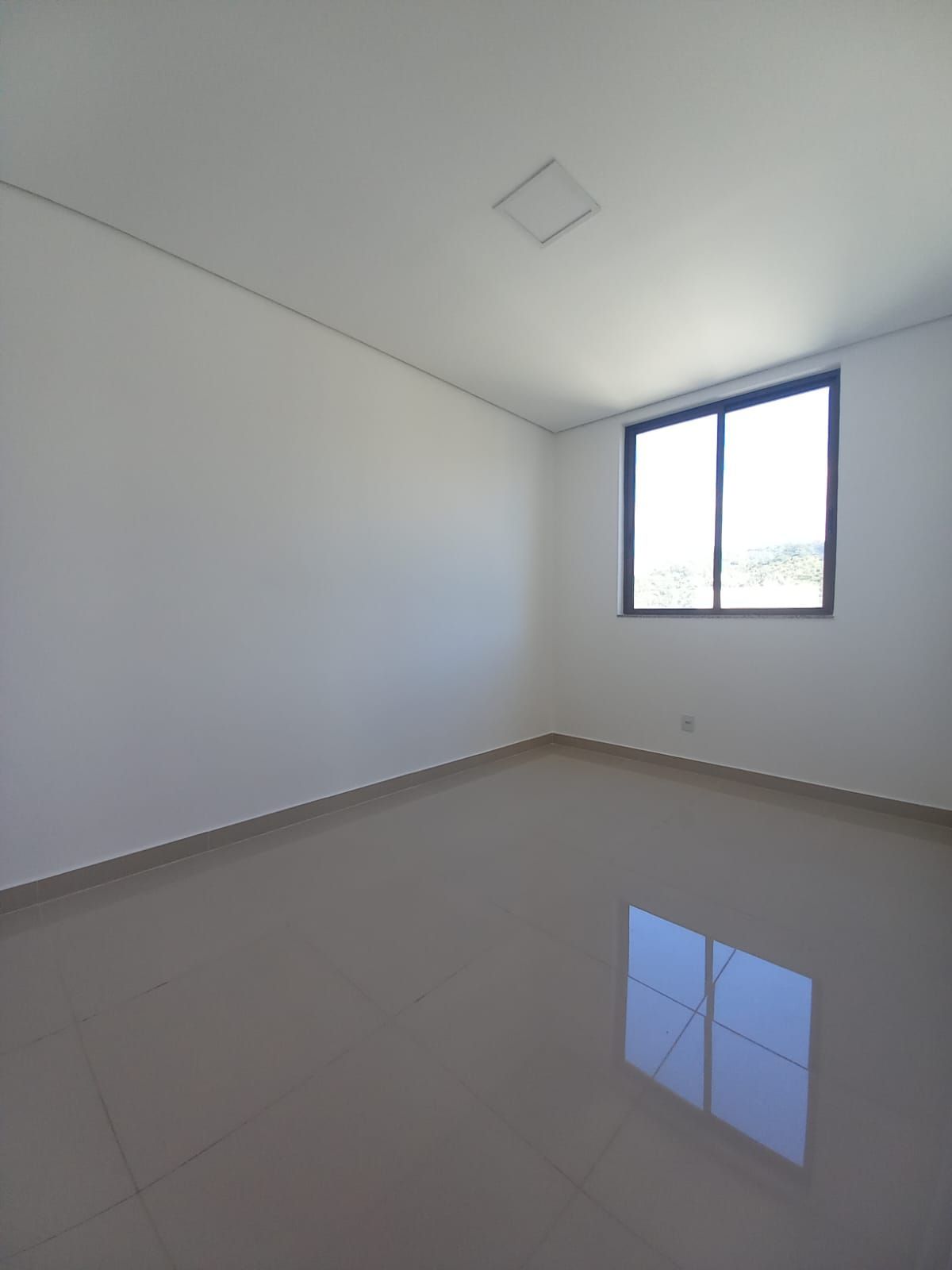 Apartamento para alugar com 3 quartos, 95m² - Foto 5