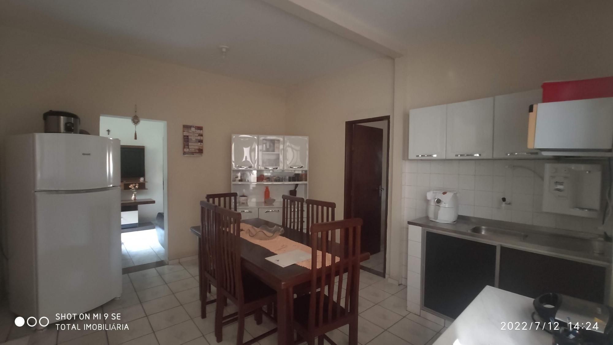 Casa à venda com 3 quartos, 360m² - Foto 4