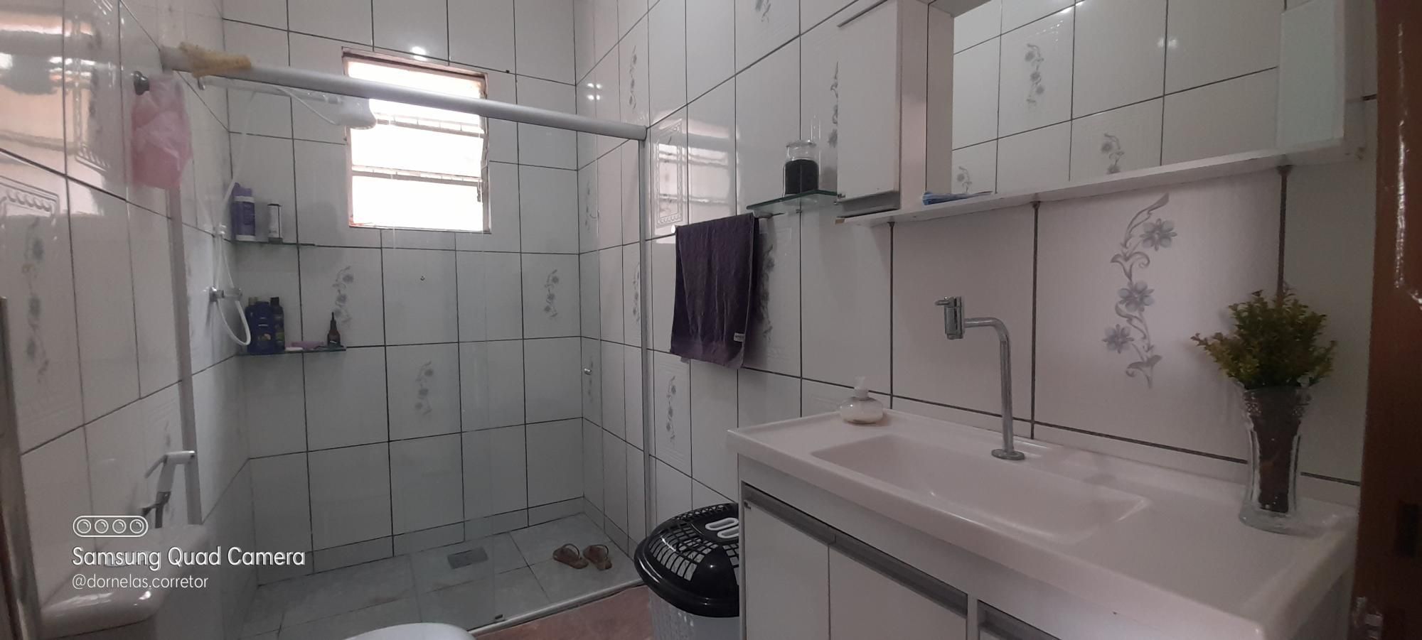 Casa à venda com 2 quartos, 90m² - Foto 4