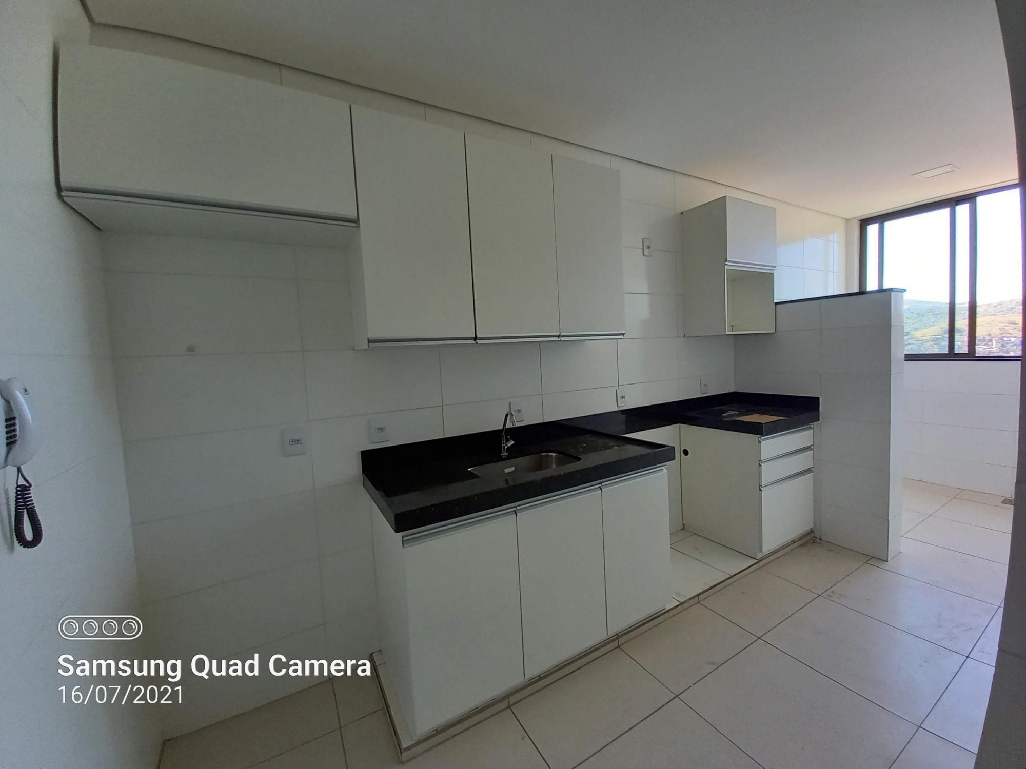 Apartamento para alugar com 3 quartos, 95m² - Foto 3