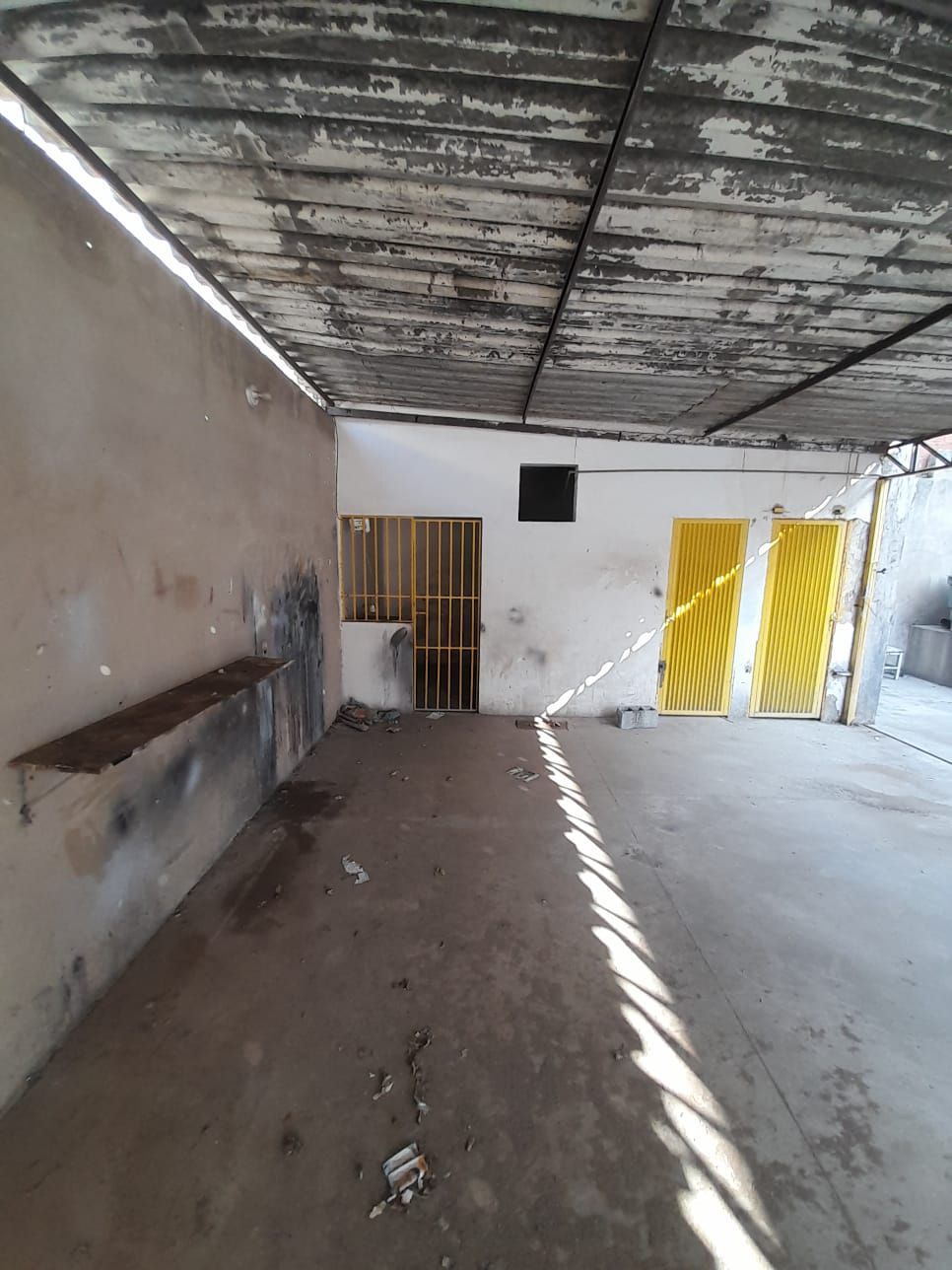 Depósito-Galpão-Armazém para alugar com 2 quartos, 600m² - Foto 7