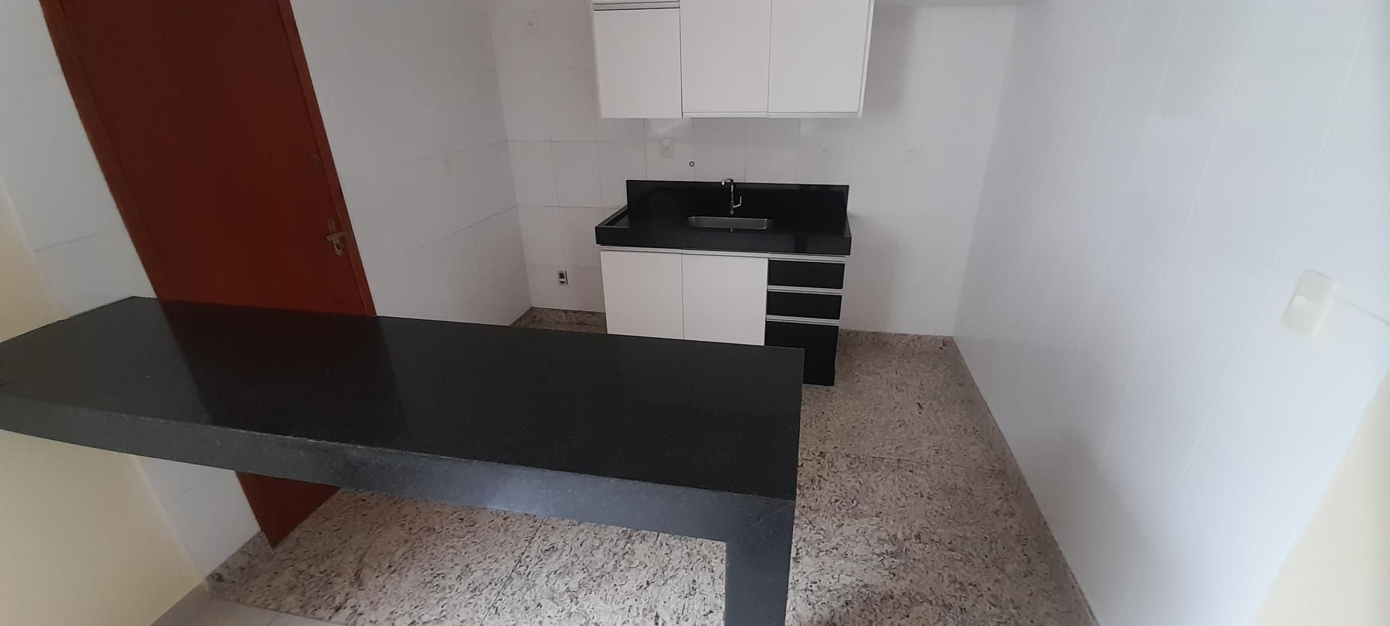 Apartamento à venda com 3 quartos, 83m² - Foto 4