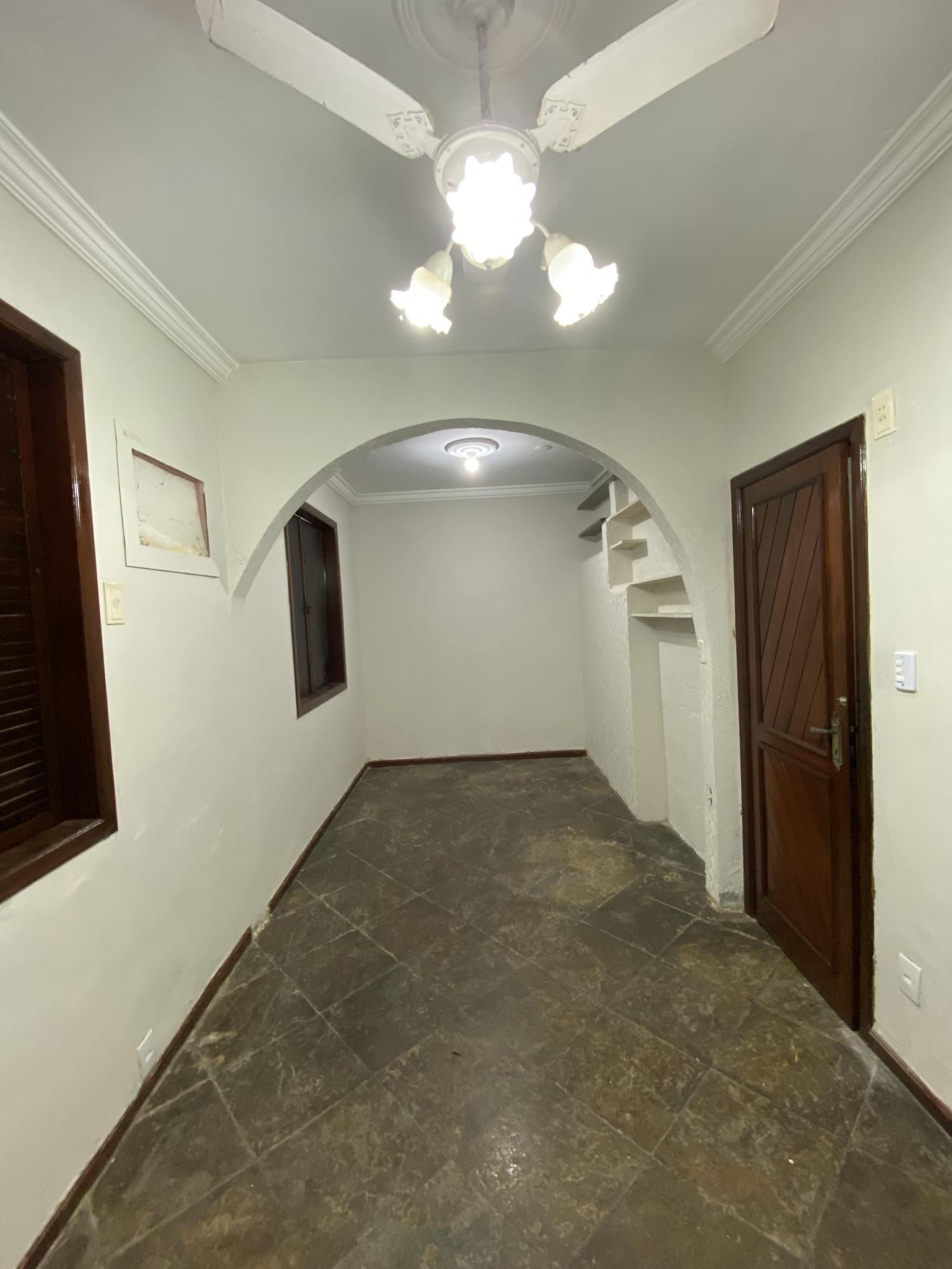 Casa à venda com 3 quartos, 286m² - Foto 10