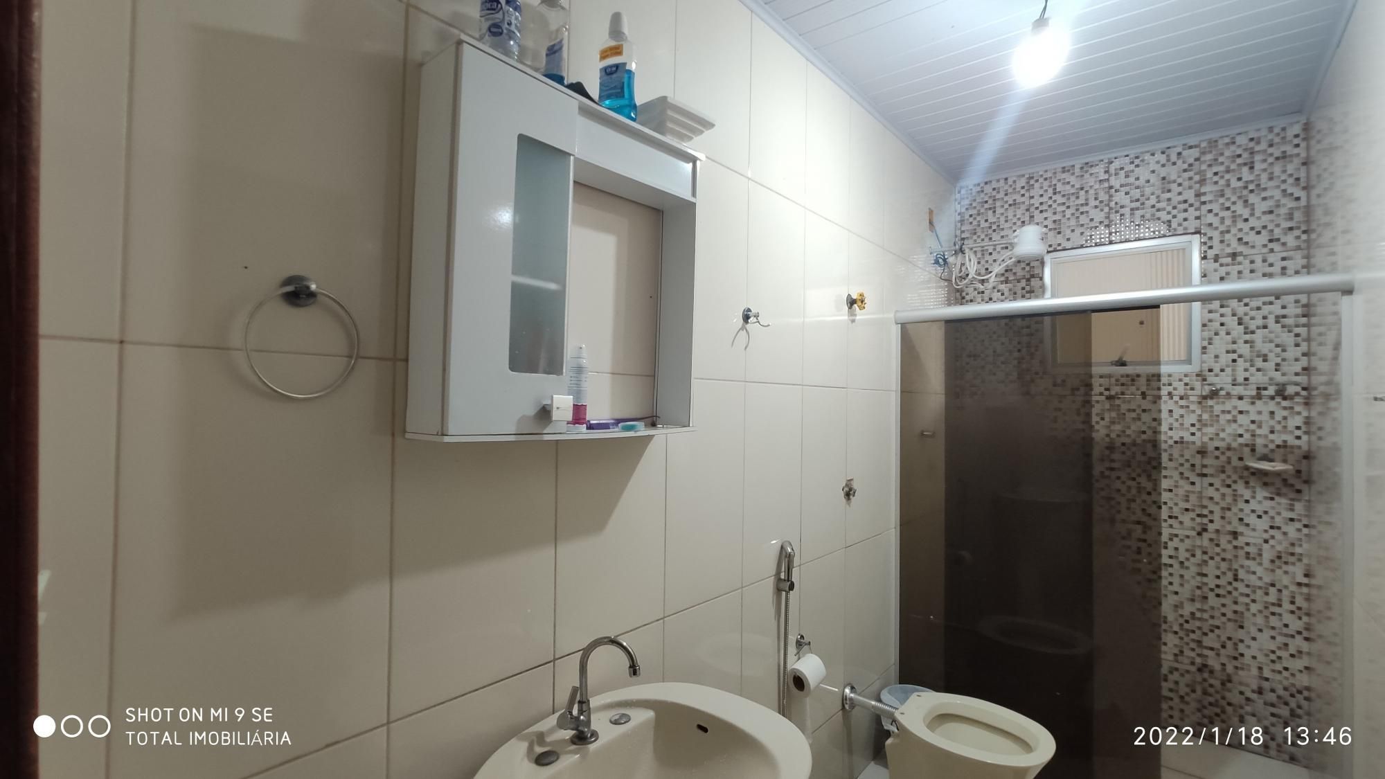 Casa à venda com 5 quartos, 200m² - Foto 7